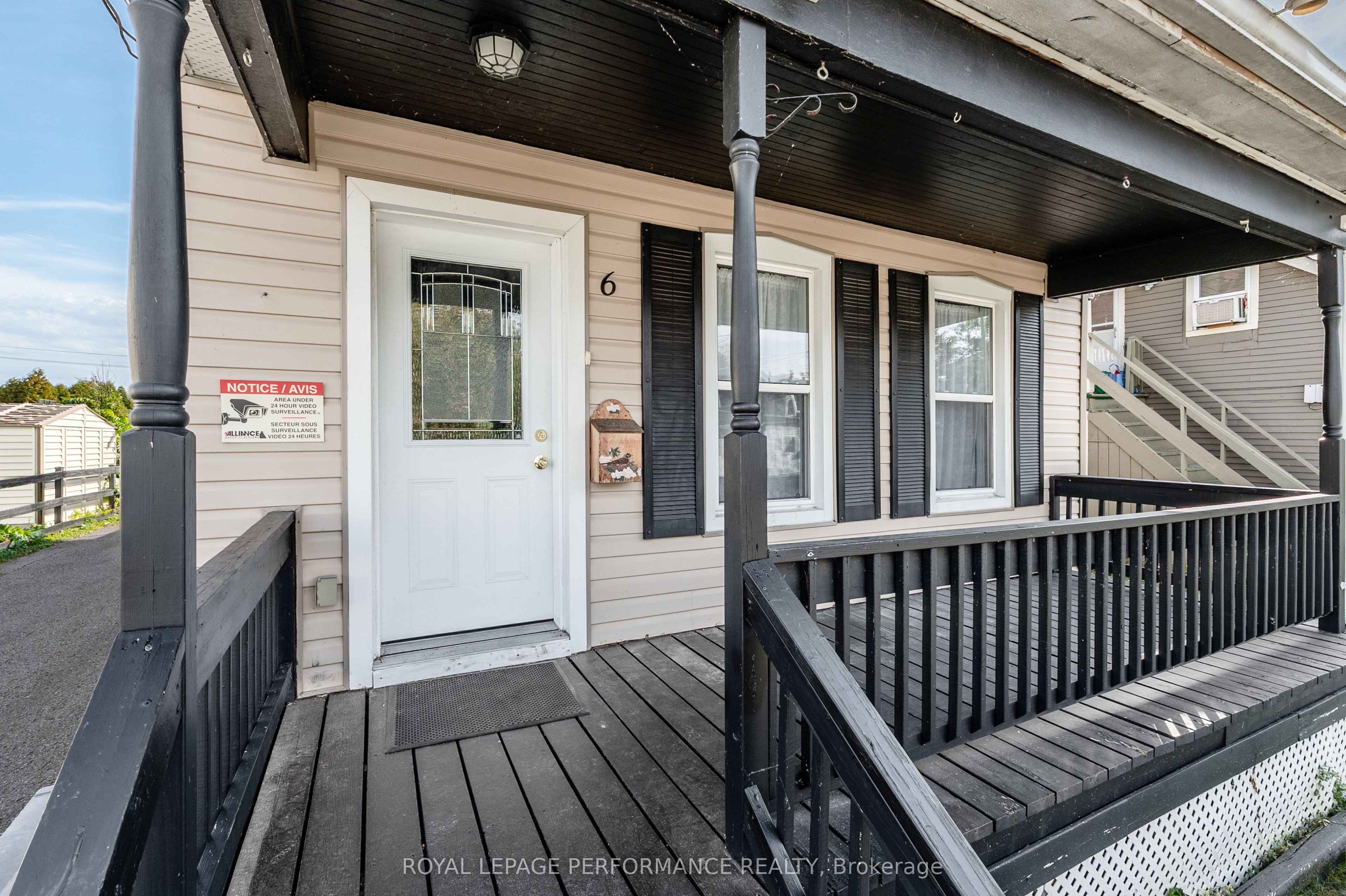 6 Whitehead Street Property Photo 32