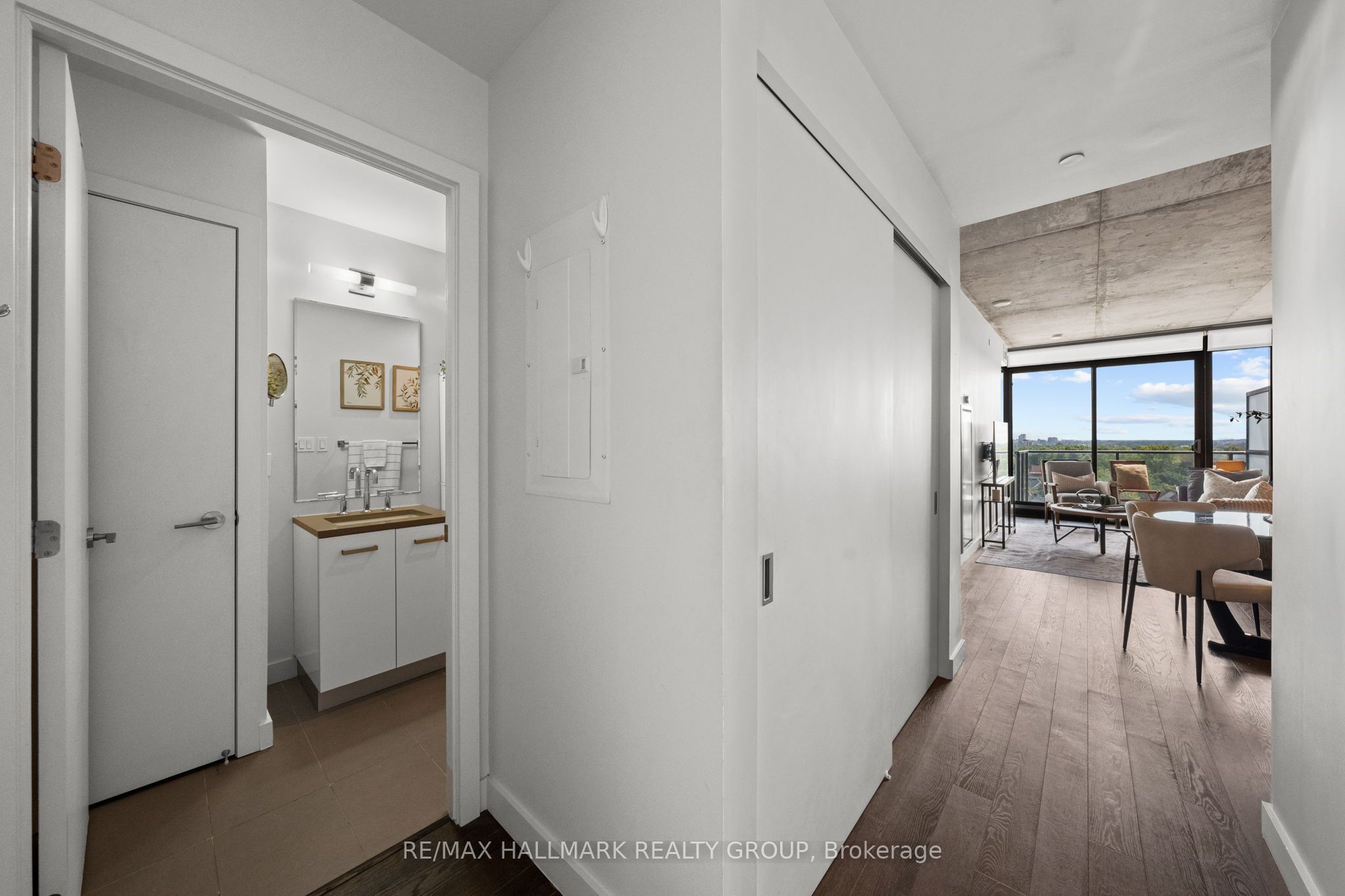 224 Lyon Street N Street 1001 Property Photo 8