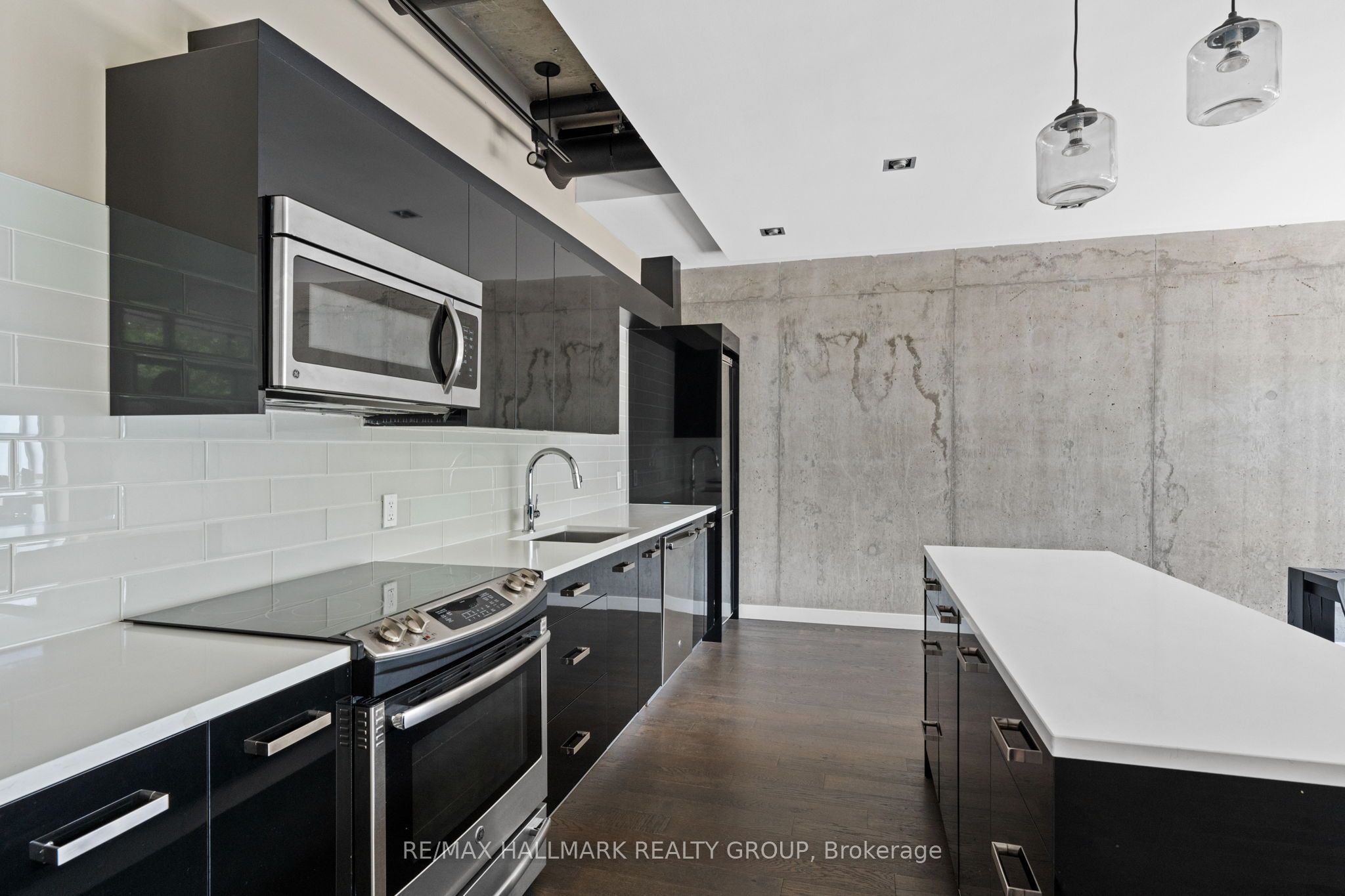 224 Lyon Street N Street 1001 Property Photo 28