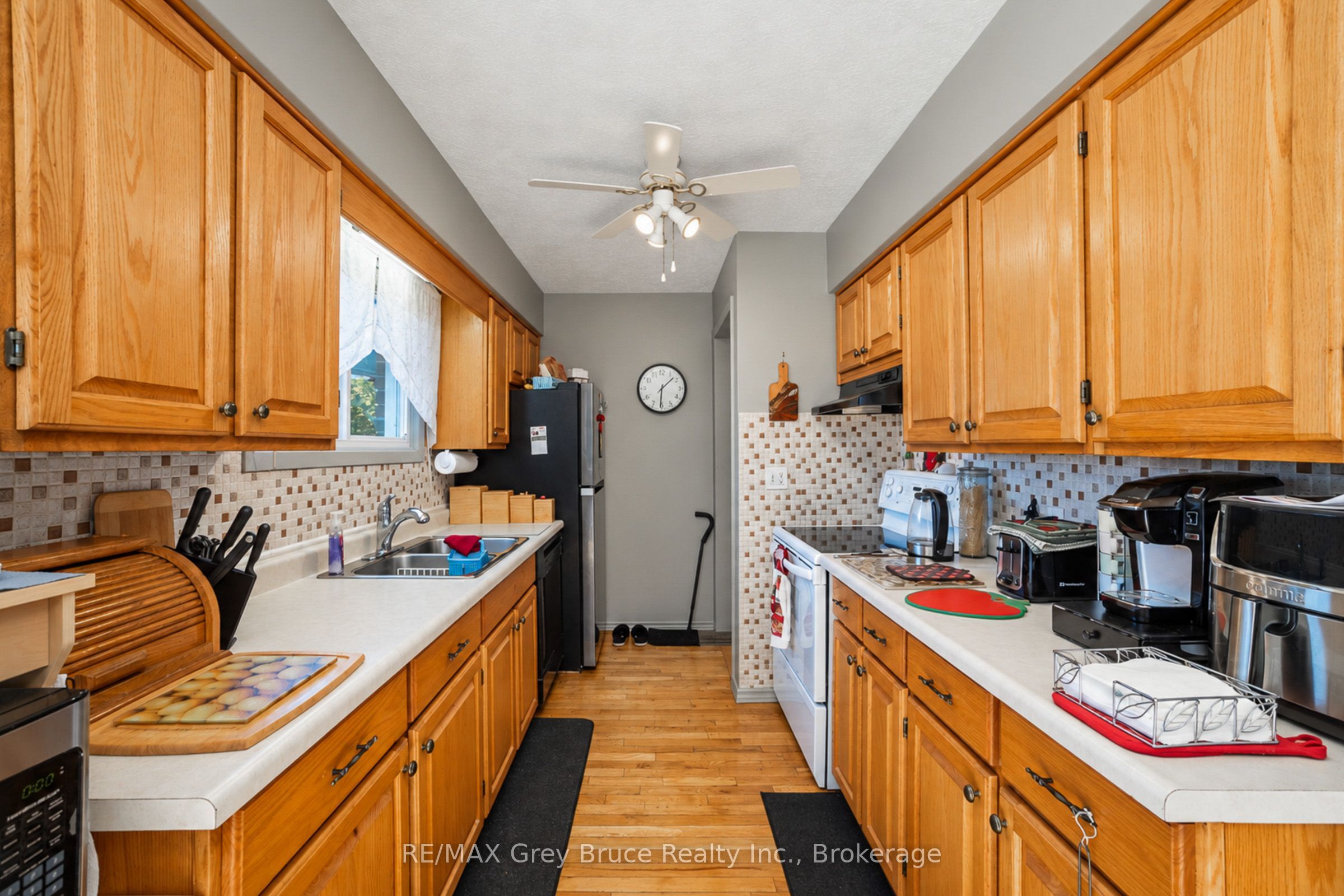 617 17th Street W Property Photo 13