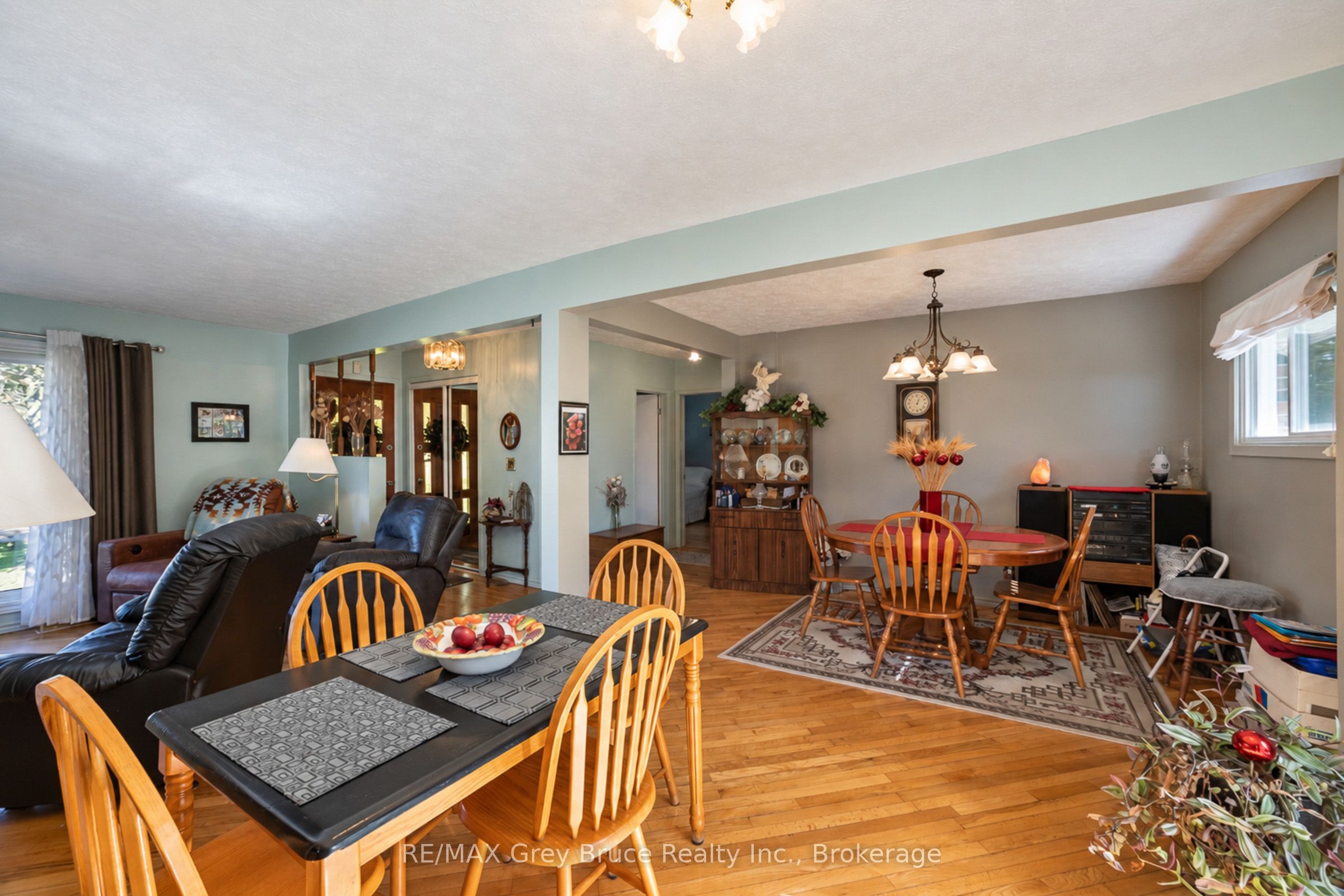 617 17th Street W Property Photo 14