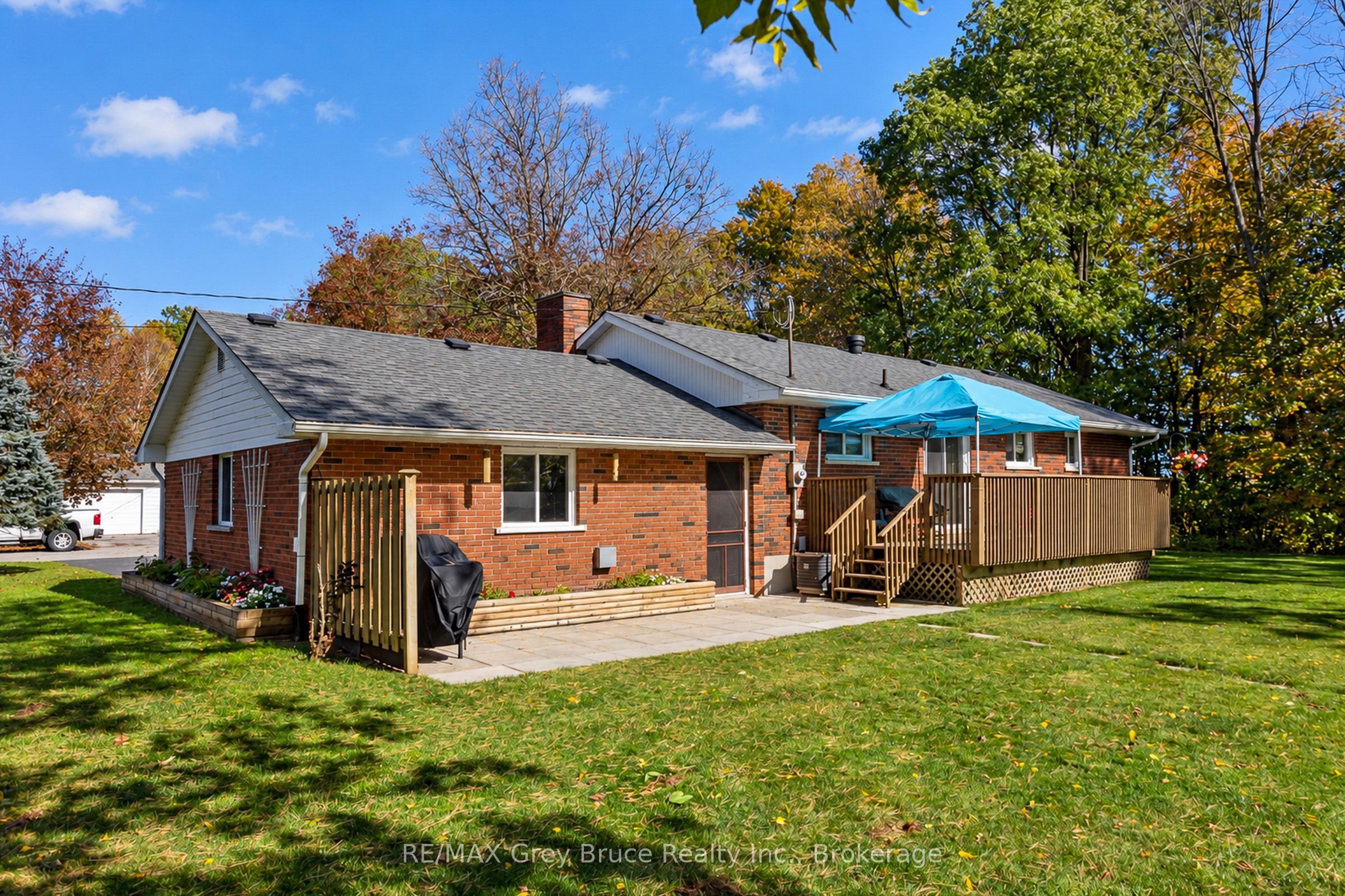 617 17th Street W Property Photo 30