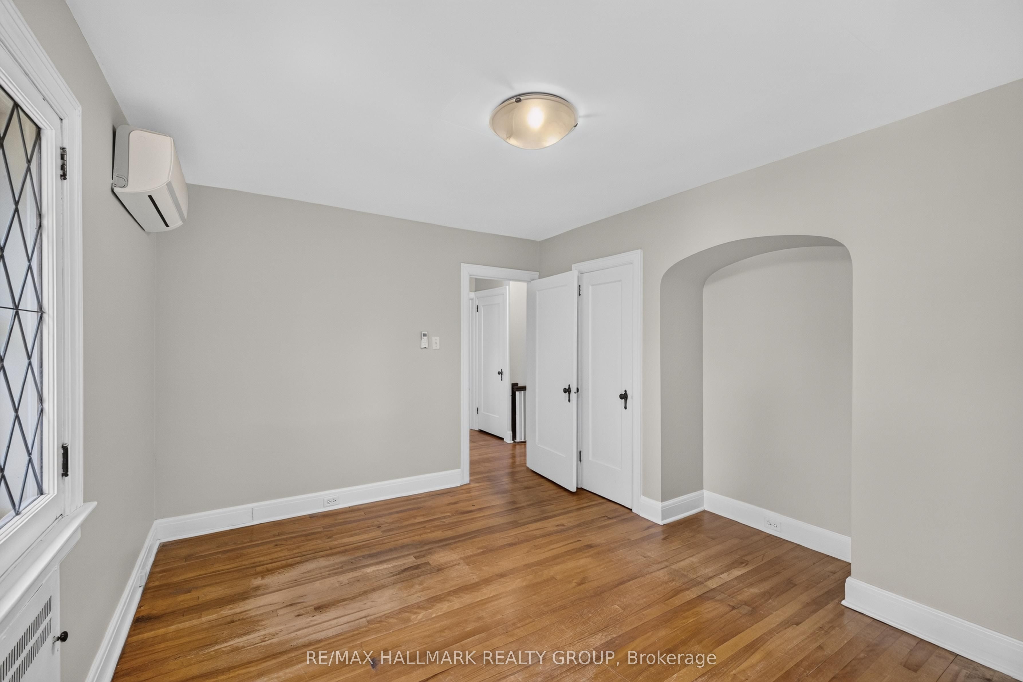418 Hamilton Avenue S Property Photo 20