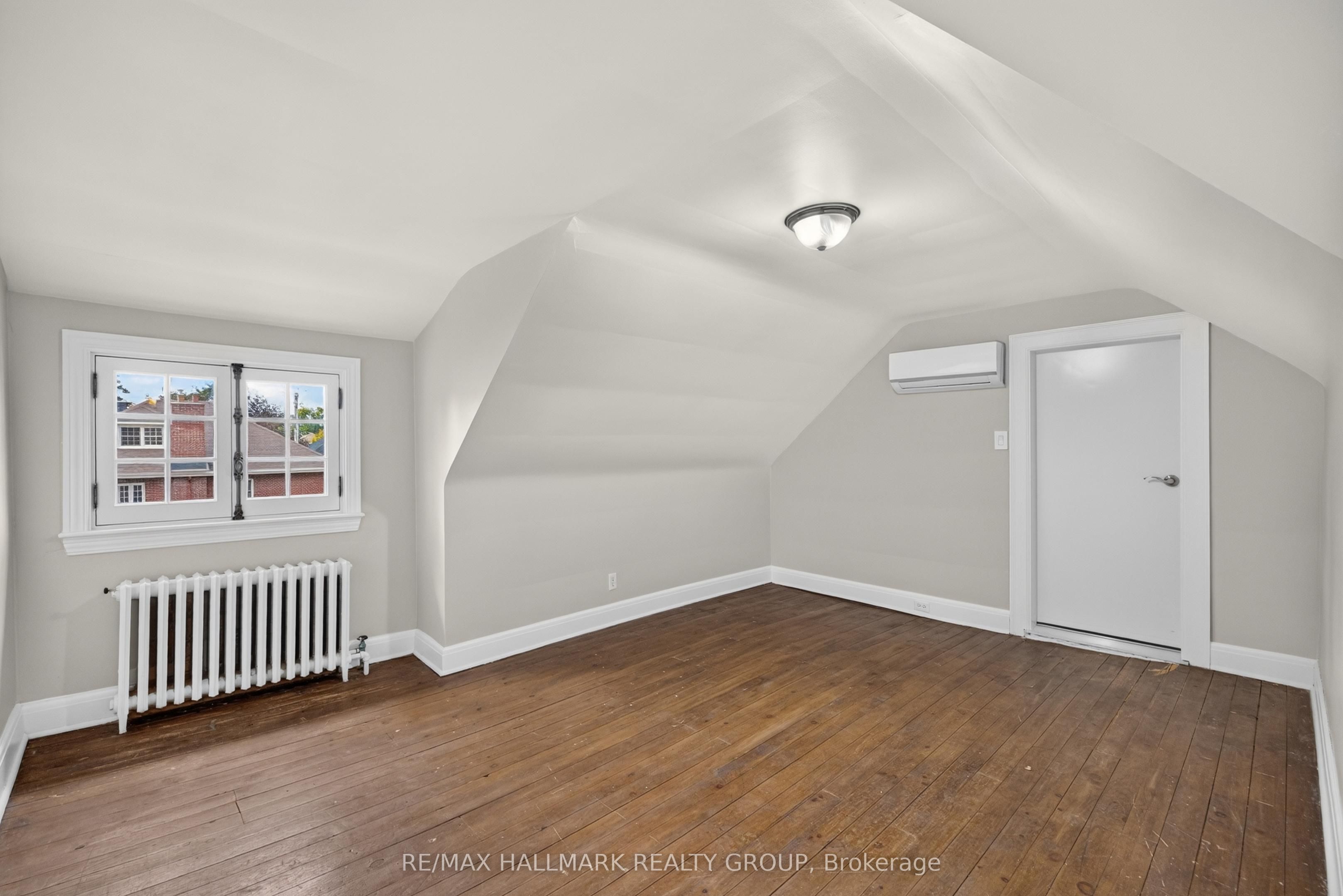 418 Hamilton Avenue S Property Photo 23