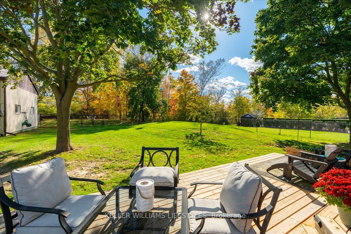 167 Moore Line Property Photo 32