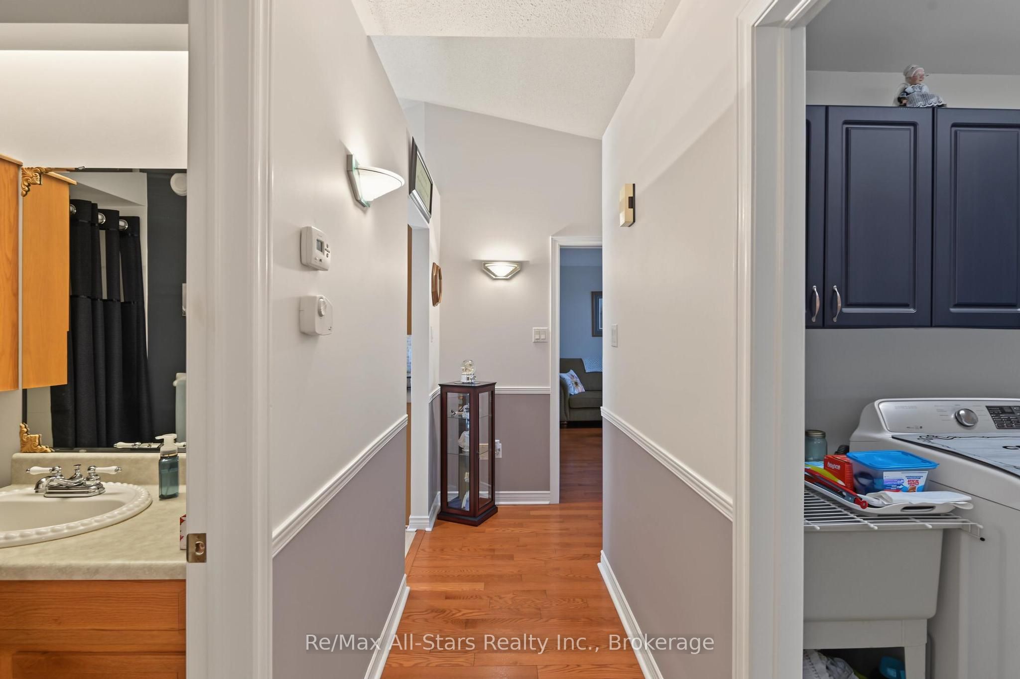 9 Hillview Drive Property Photo 22