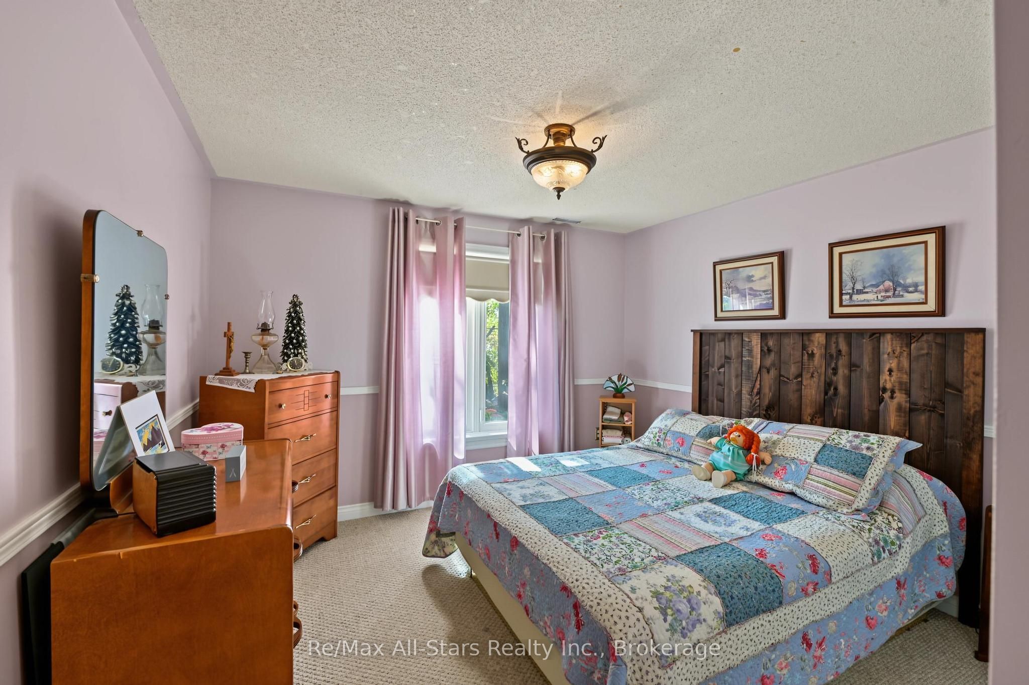 9 Hillview Drive Property Photo 33