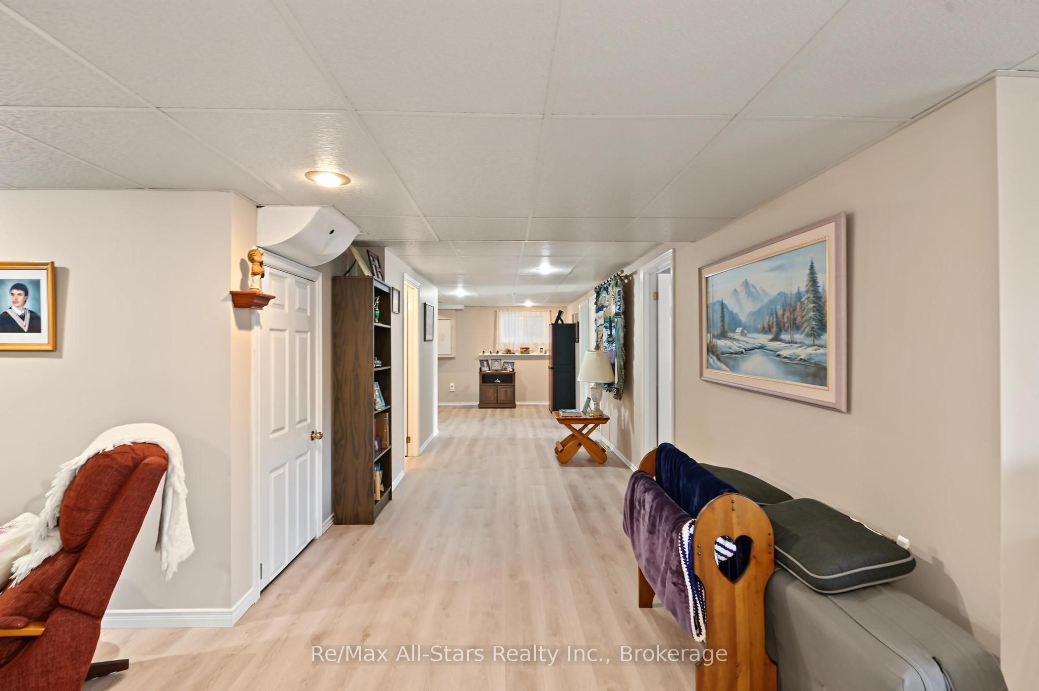 9 Hillview Drive Property Photo 36