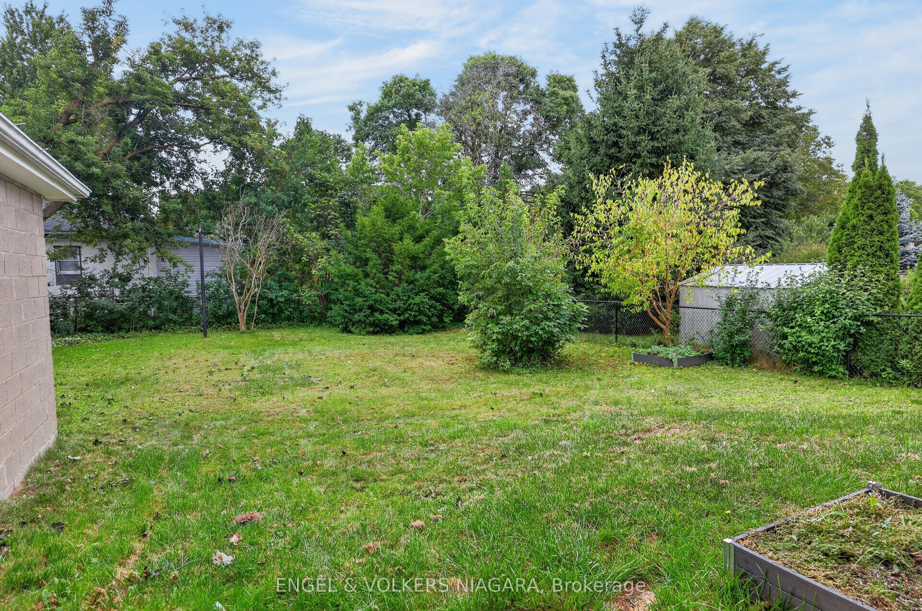 6534 Riall Street Property Photo 6