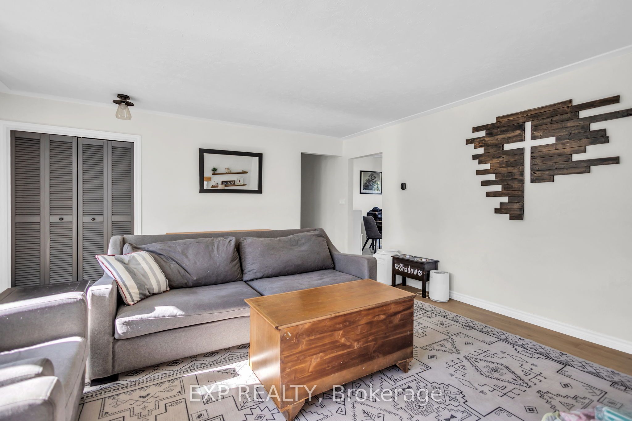 623 King Street W Property Photo 7
