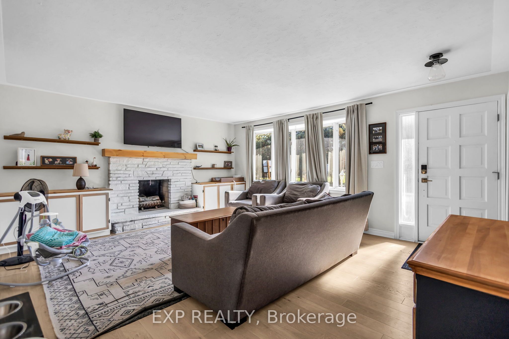 623 King Street W Property Photo 10