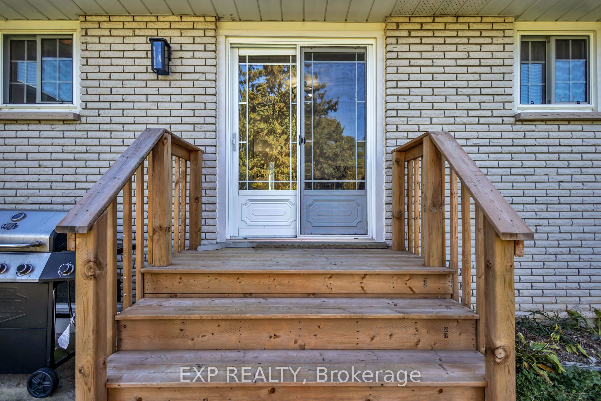 623 King Street W Property Photo 16