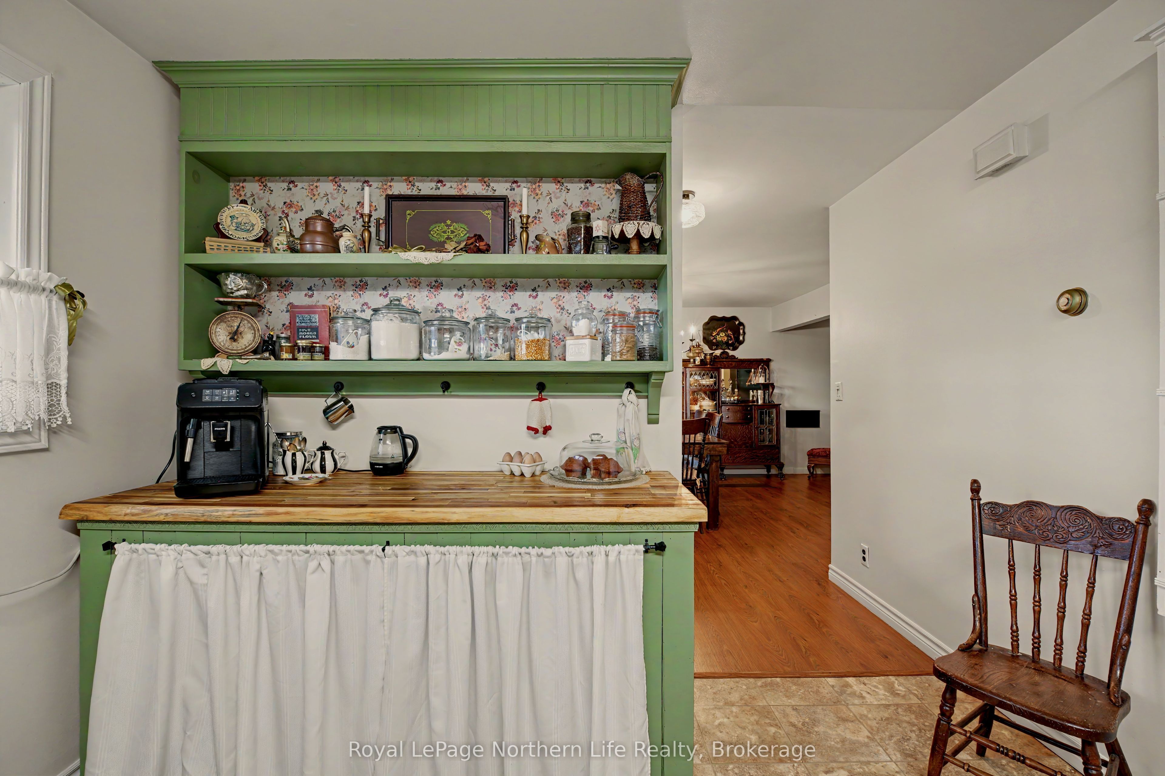 57 Homestead Road Property Photo 6