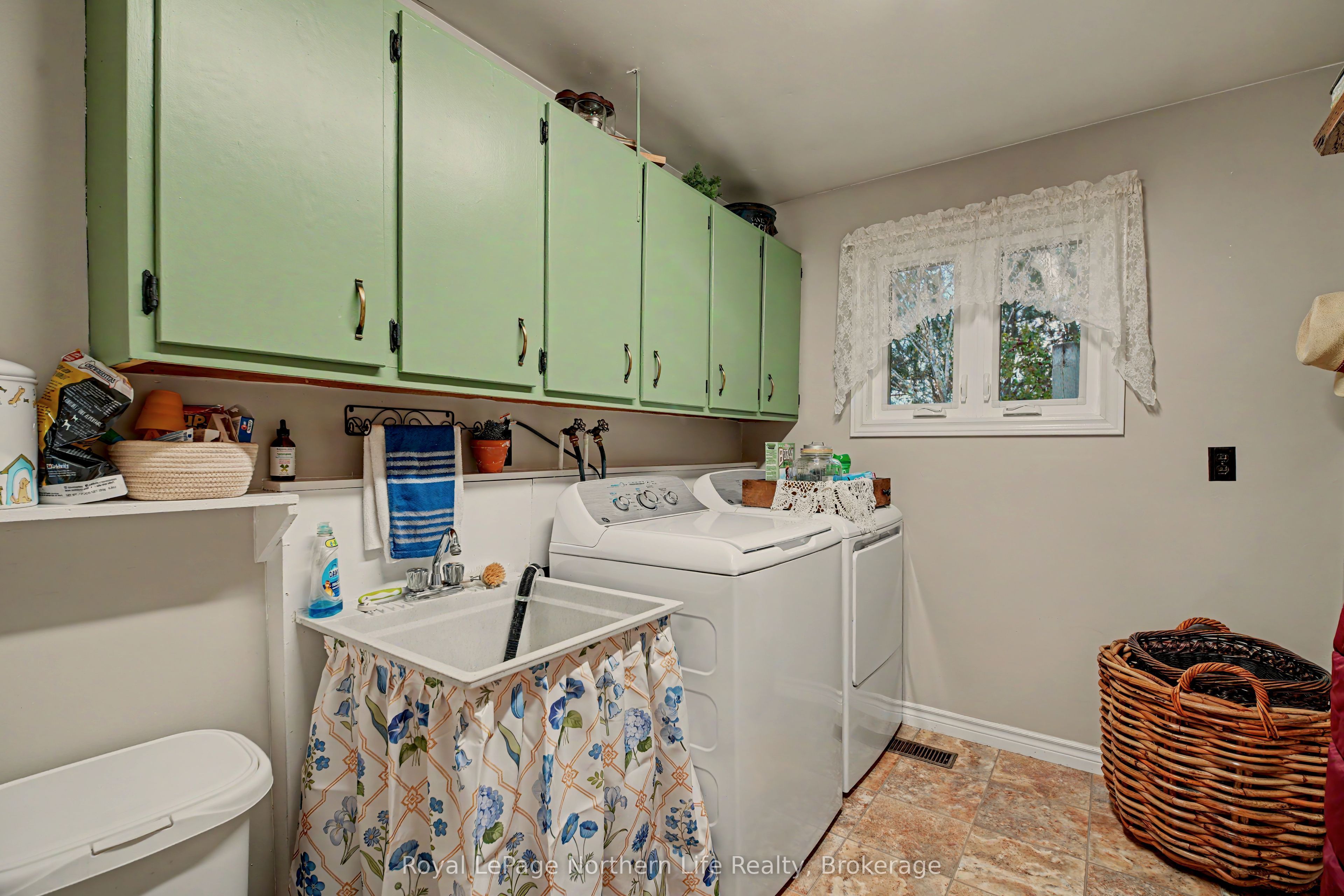 57 Homestead Road Property Photo 8