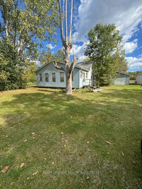 748 Sandy Bay Road Property Photo 1