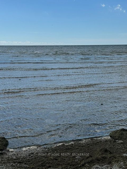 748 Sandy Bay Road Property Photo 4
