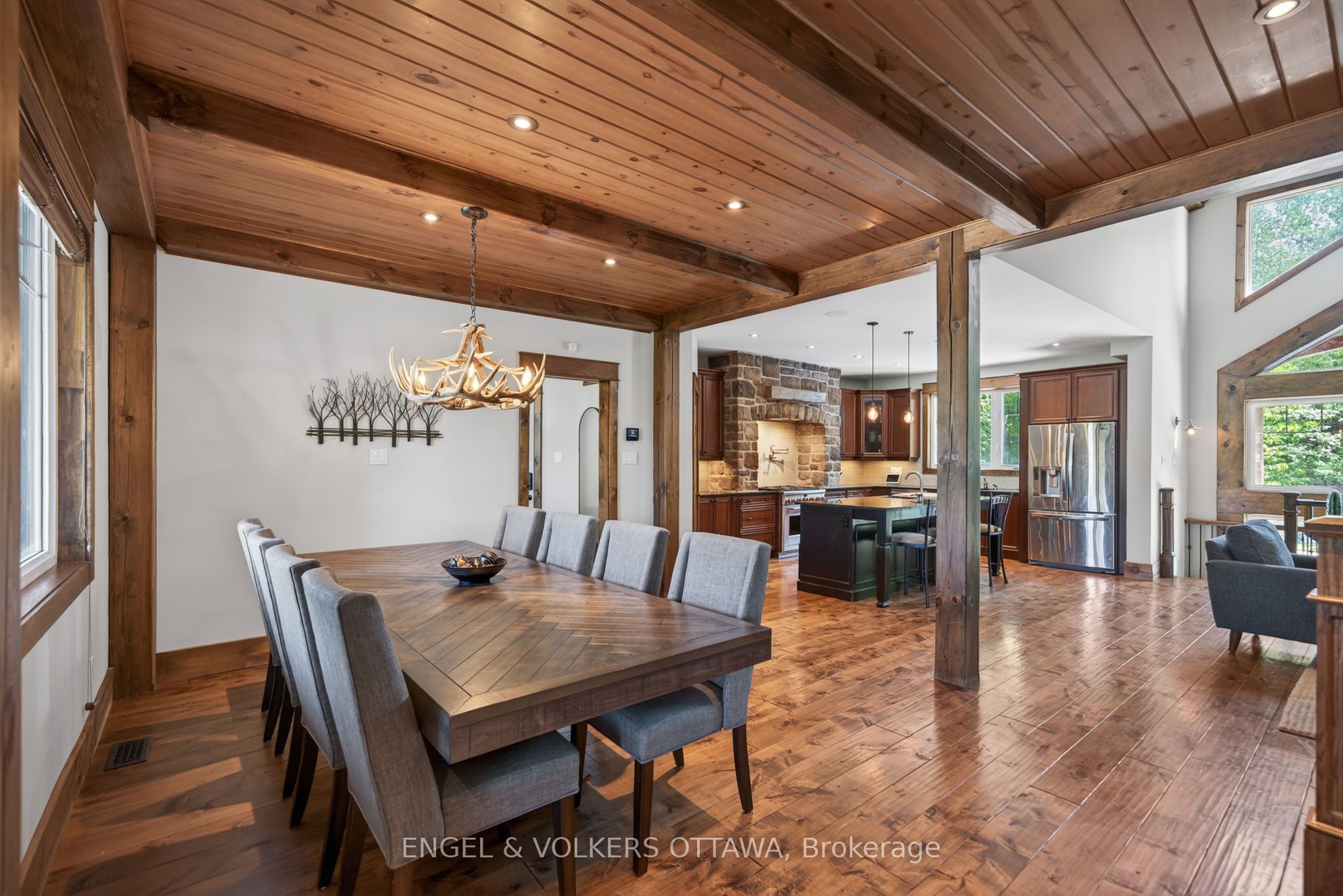 328 Silent Wood Grove Property Photo 18