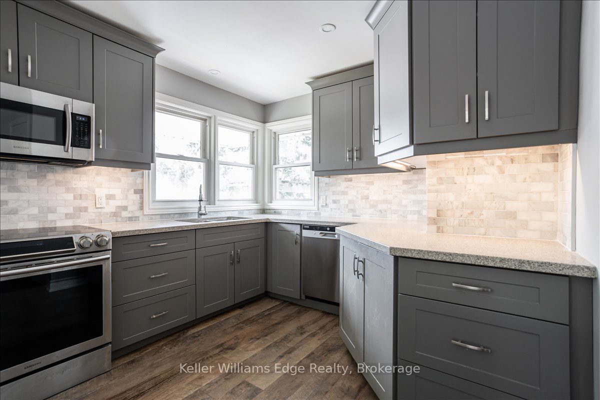 17 West 21st Street Upper Property Photo 12