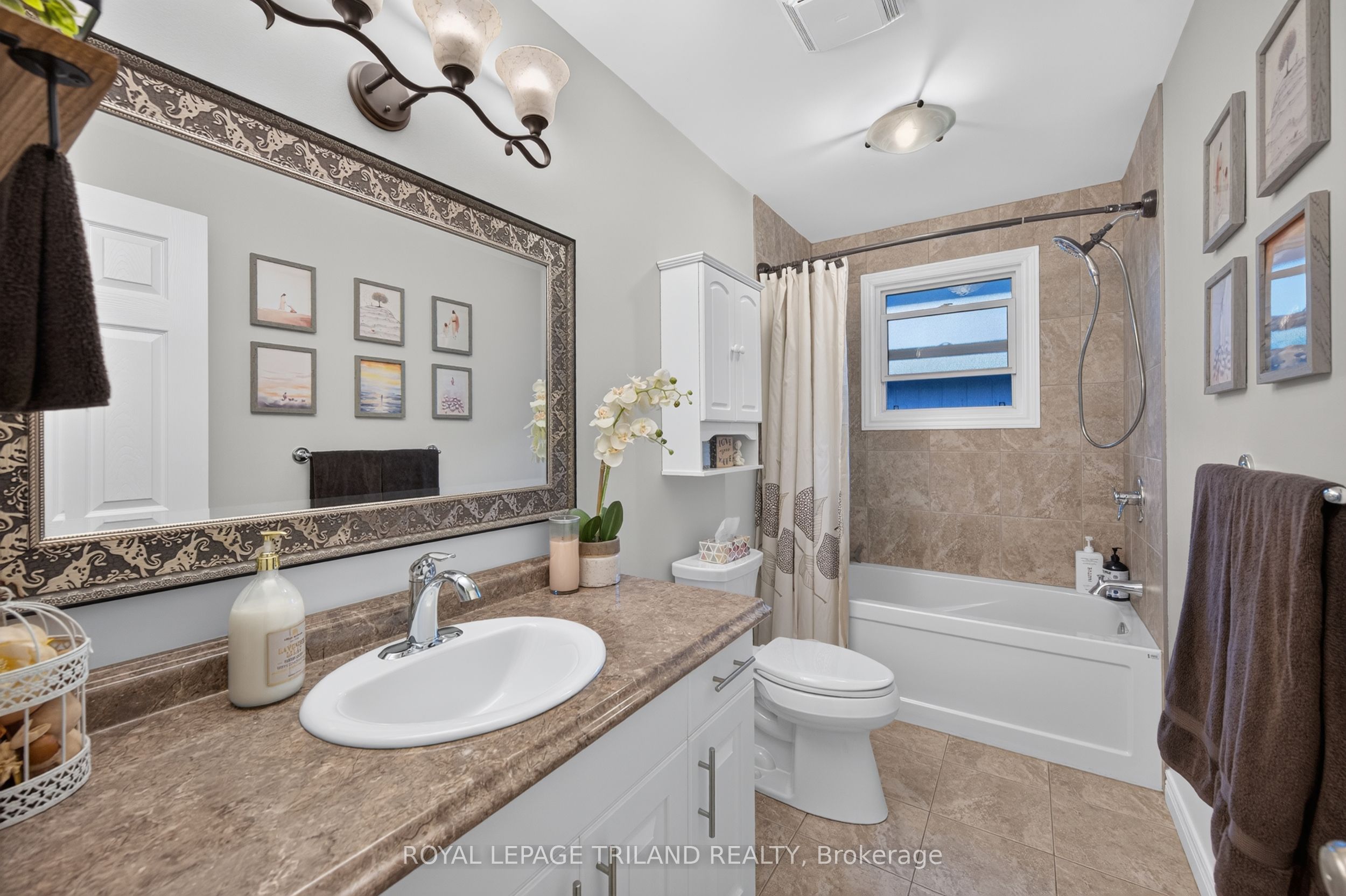 53 Stroud Crescent Property Photo 29