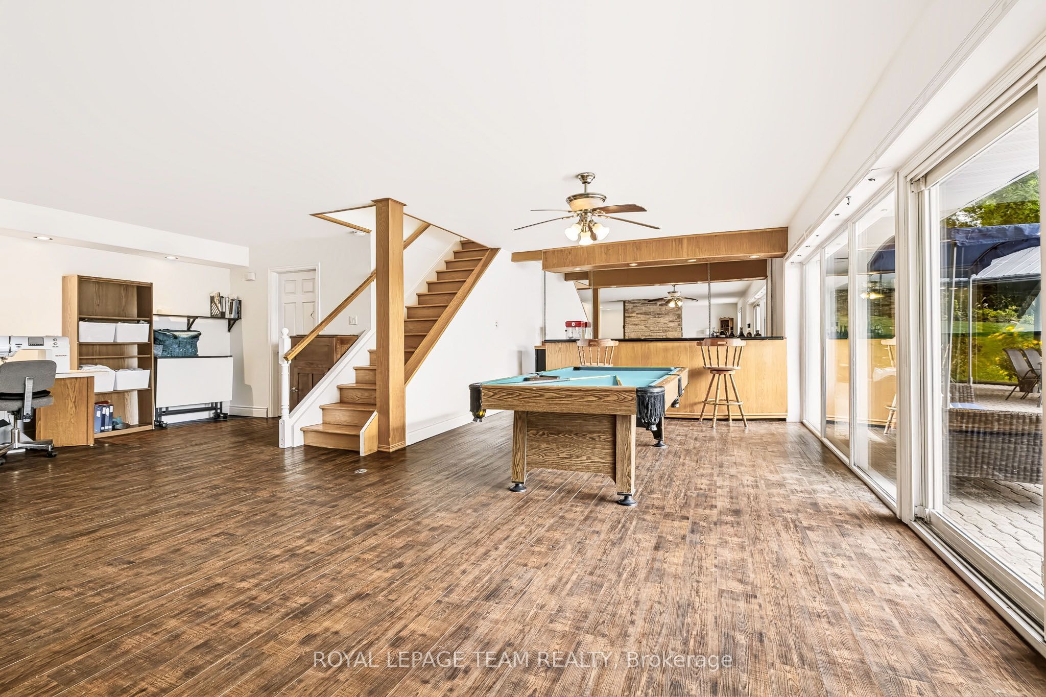 2027 Dundas Street Property Photo 25