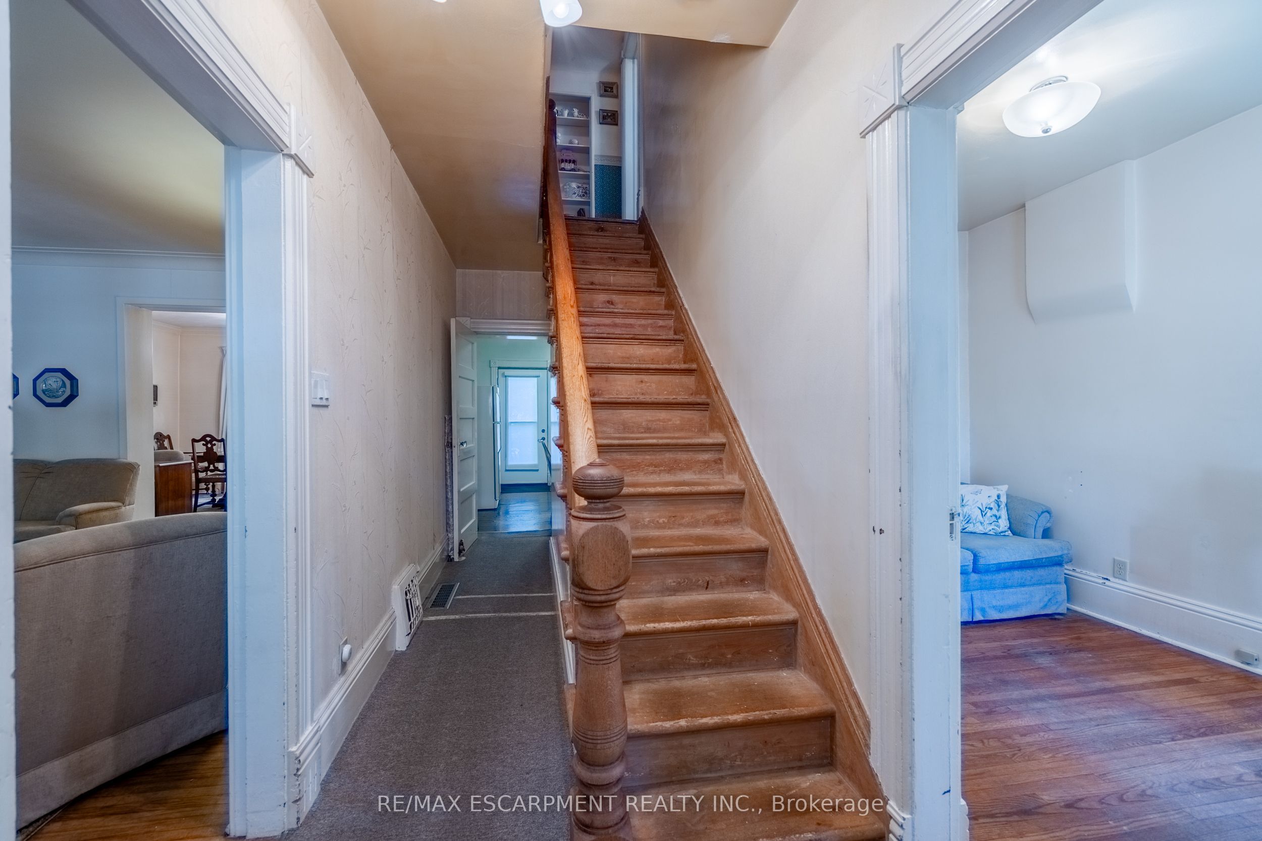 33 Palmerston Avenue Property Photo 7