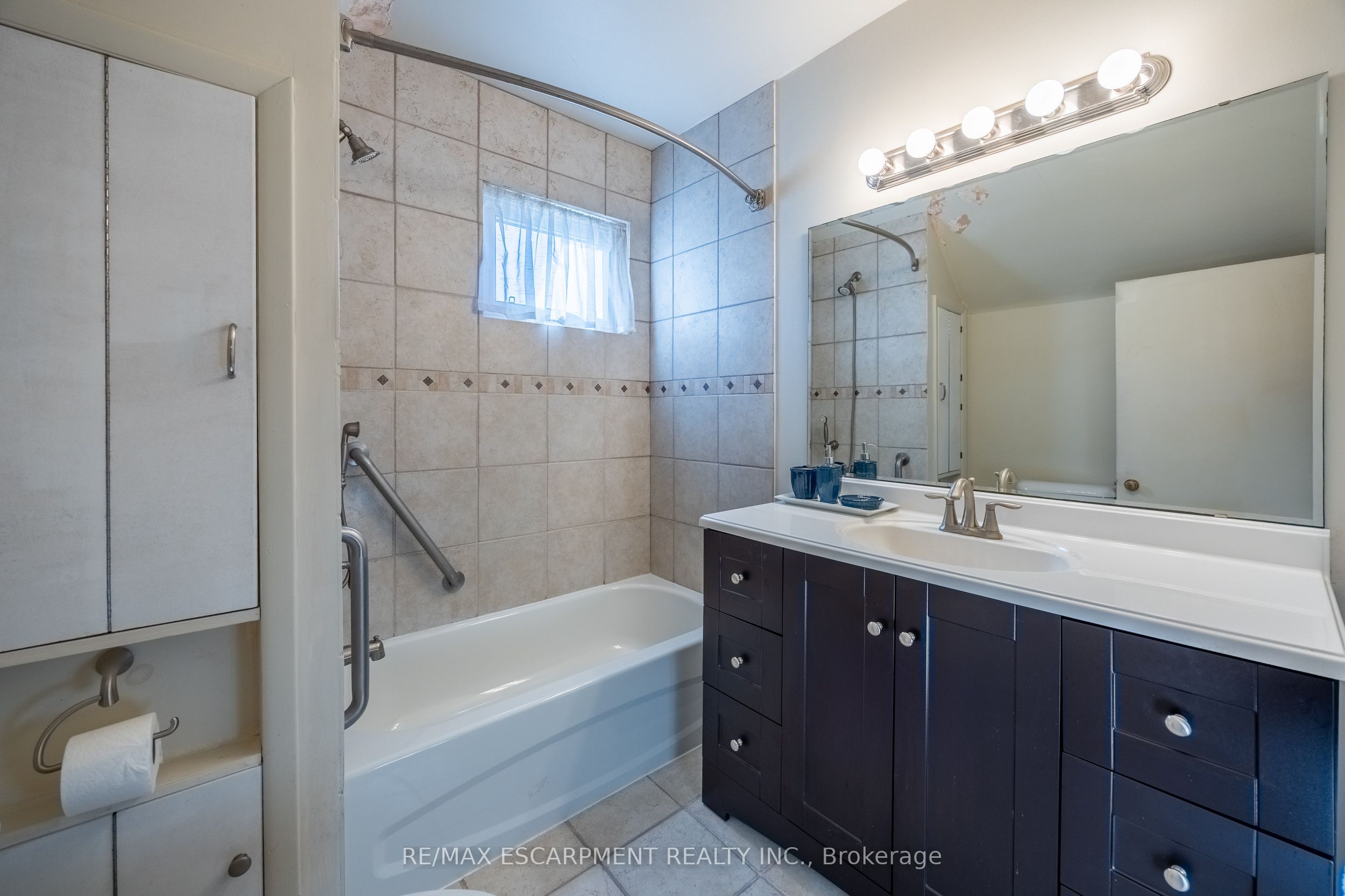 33 Palmerston Avenue Property Photo 20