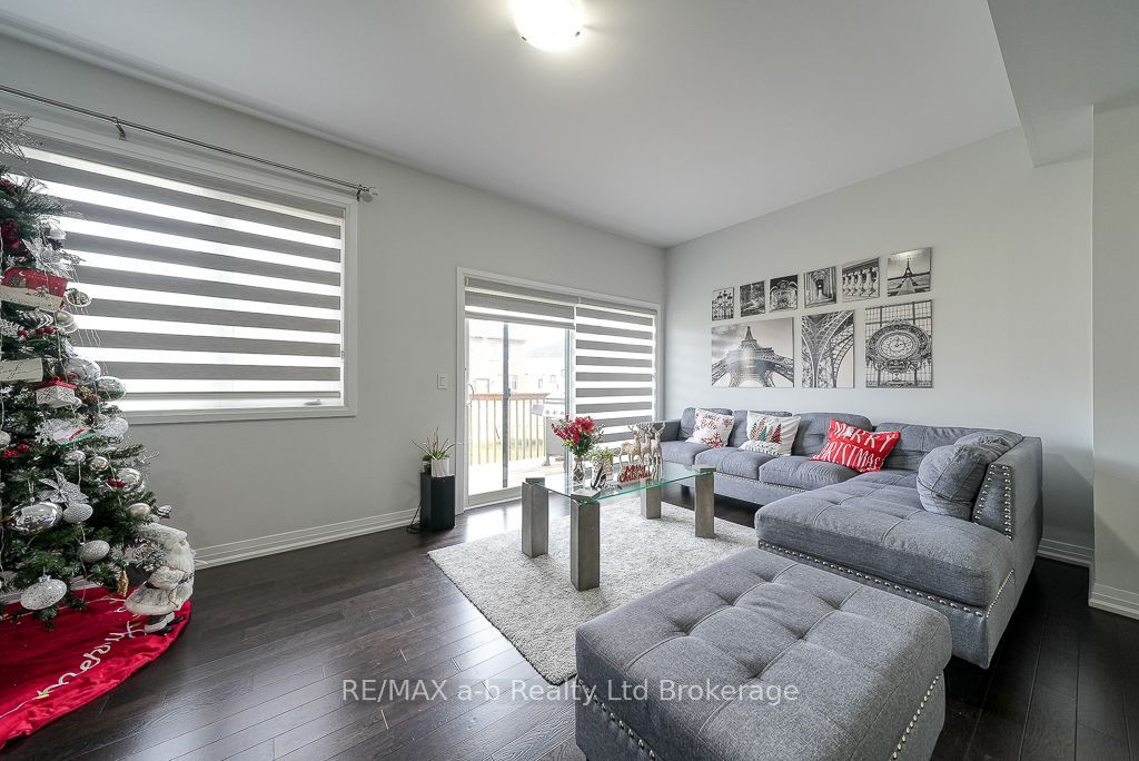 1137 Edinburgh Drive Property Photo 17