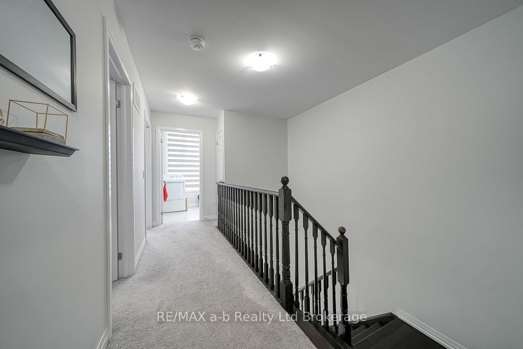 1137 Edinburgh Drive Property Photo 21