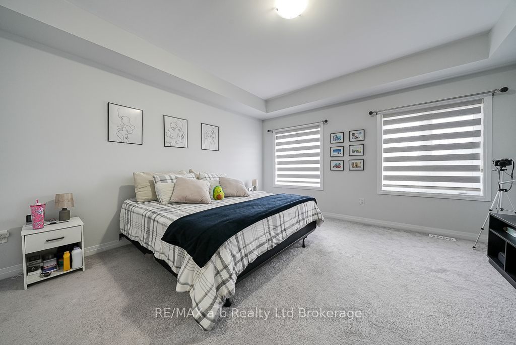 1137 Edinburgh Drive Property Photo 28