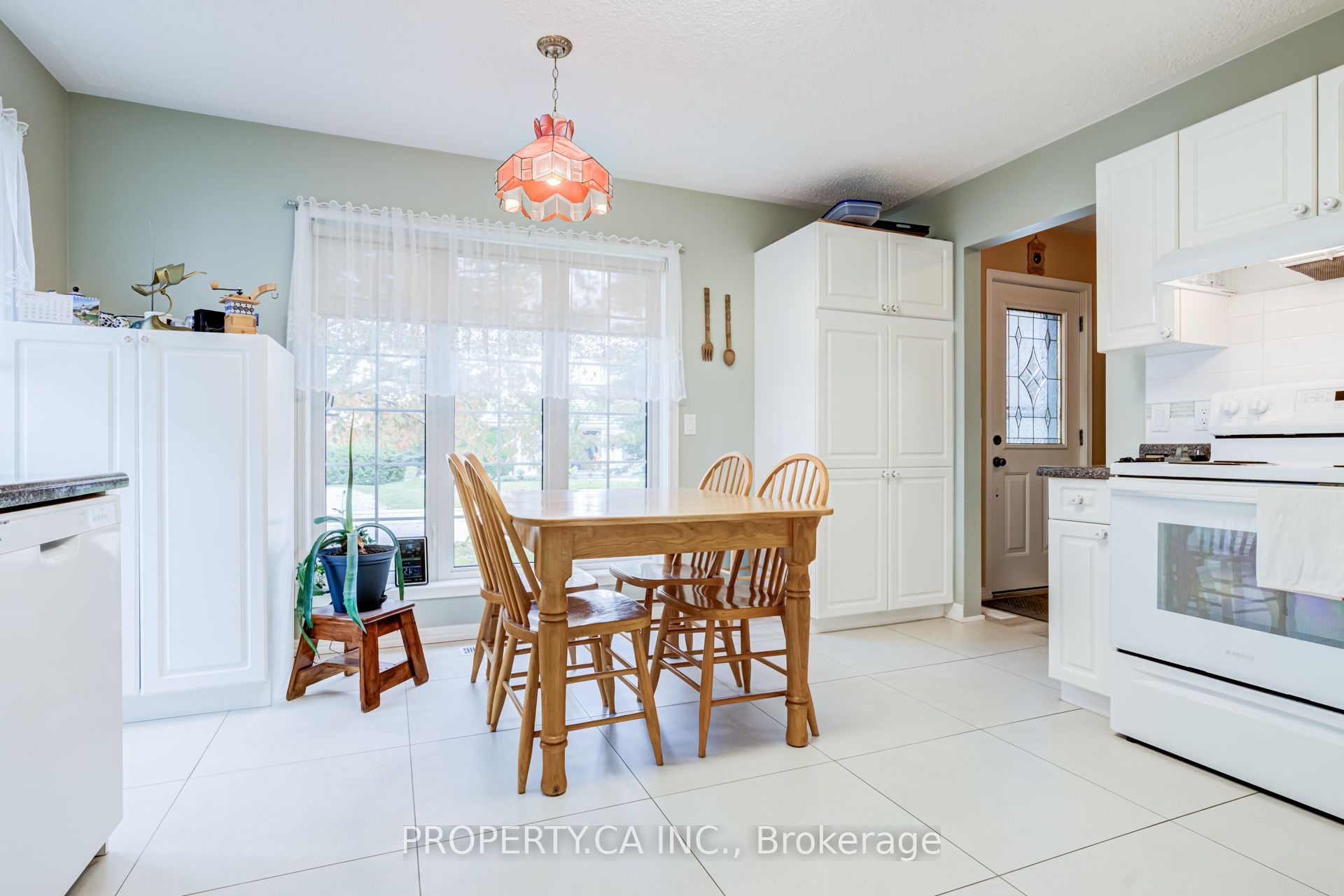 52 Pineridge Road Property Photo 7