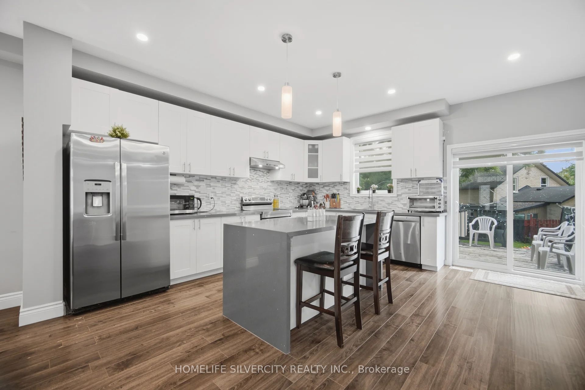 165 St Andrews Street W Property Photo 11