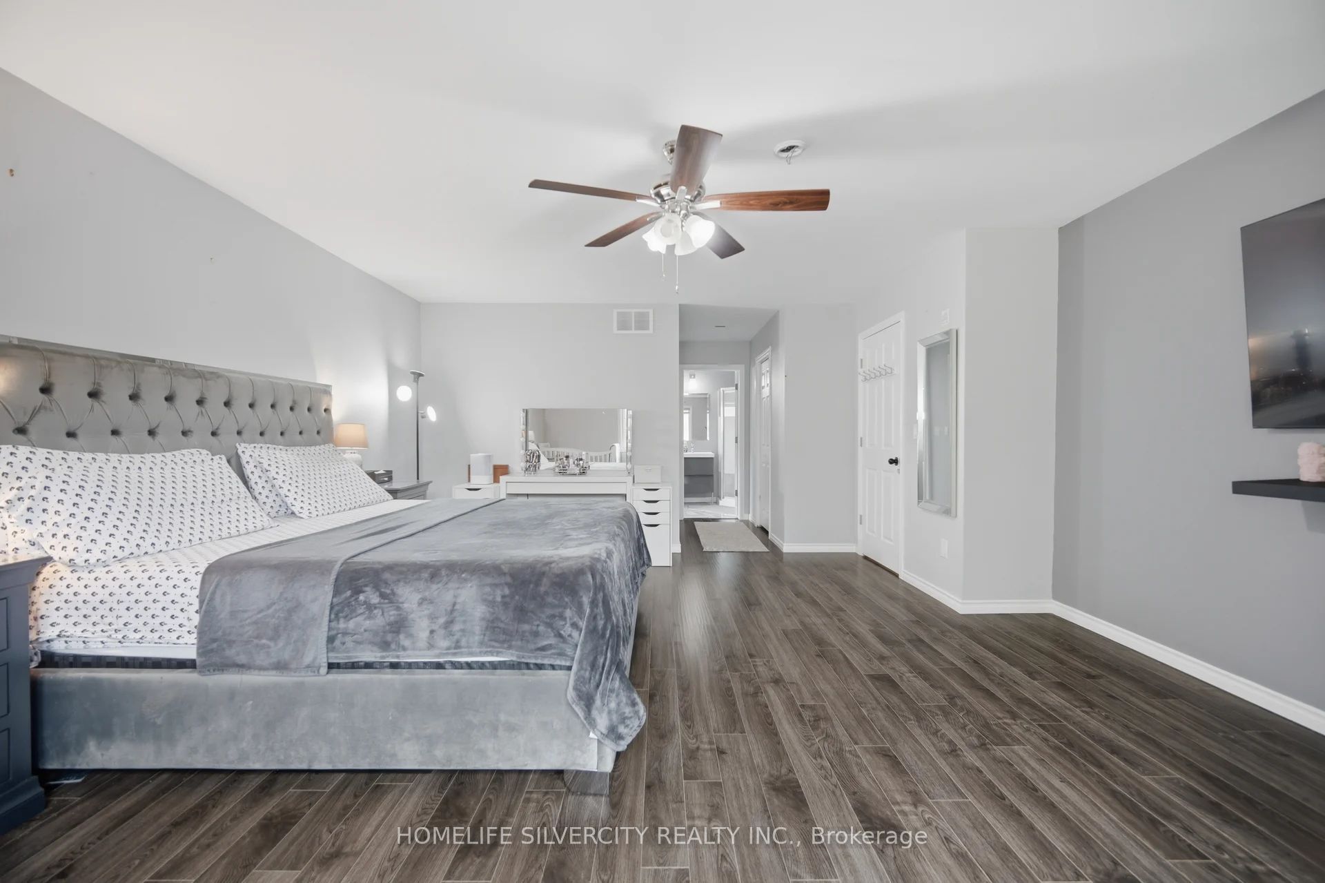 165 St Andrews Street W Property Photo 16
