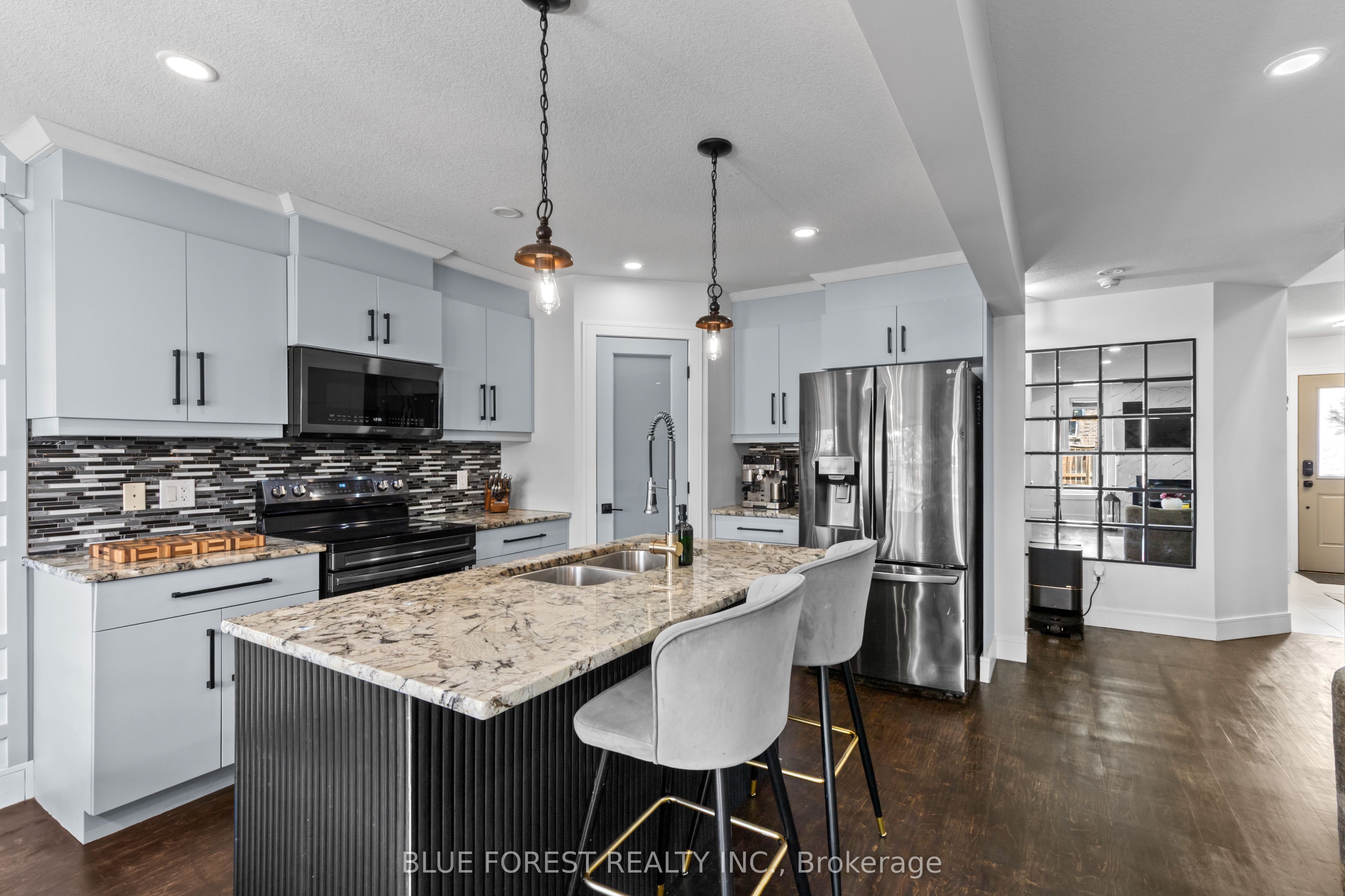 3293 Casson Way Property Photo 10