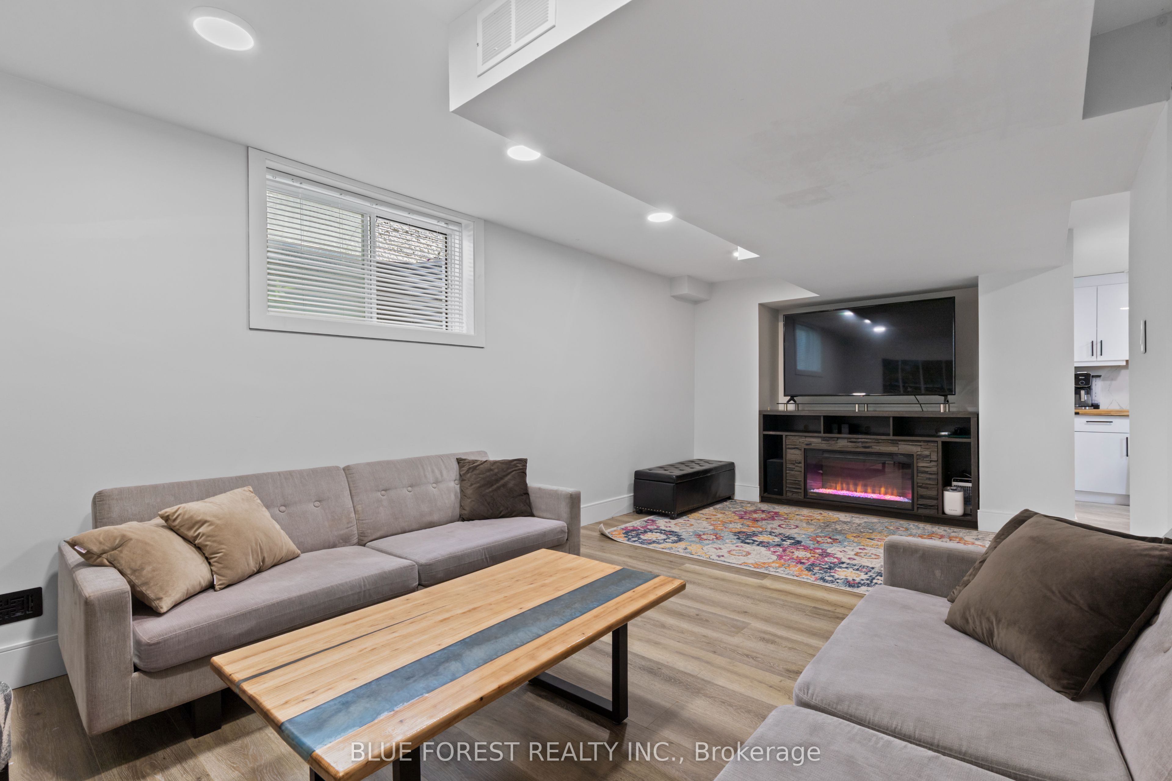 3293 Casson Way Property Photo 36