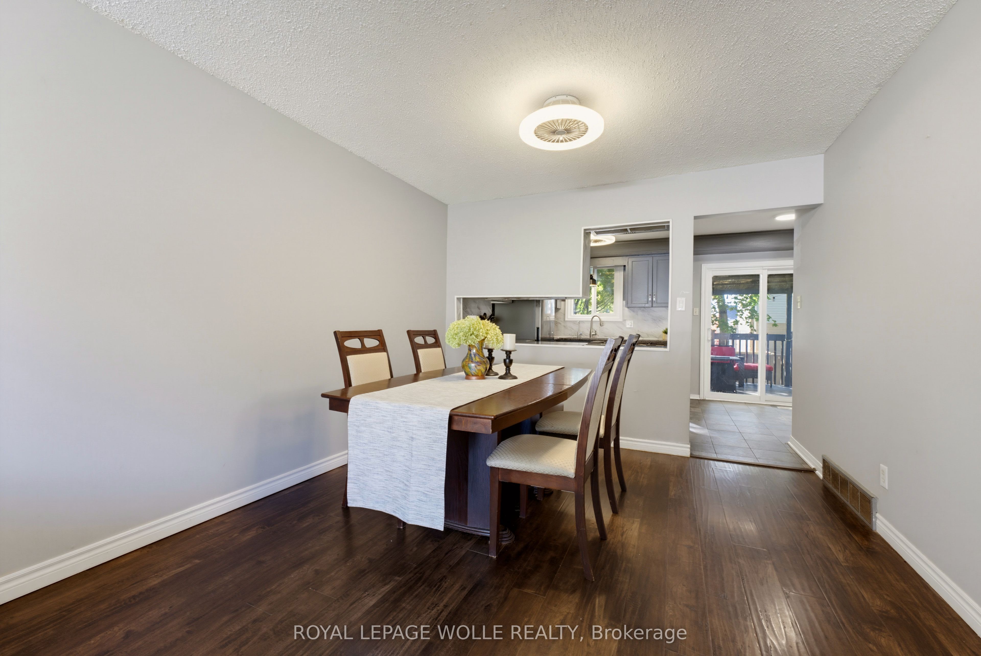 74 Stirling Macgregor Drive Property Photo 6