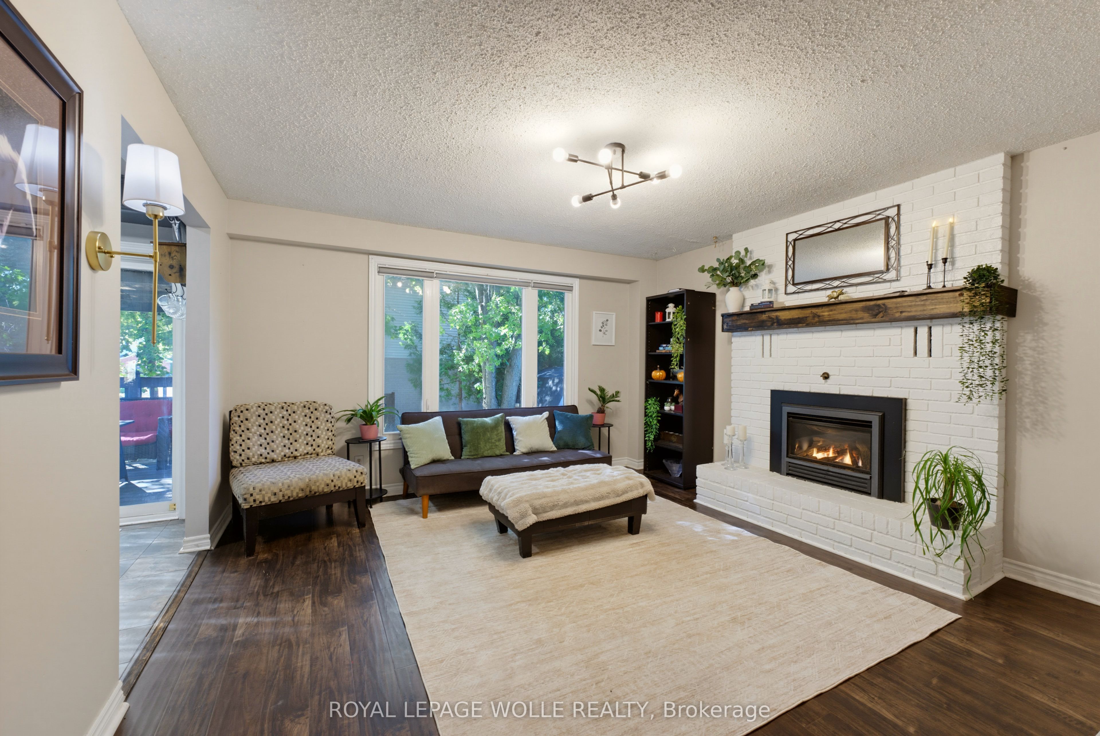 74 Stirling Macgregor Drive Property Photo 10