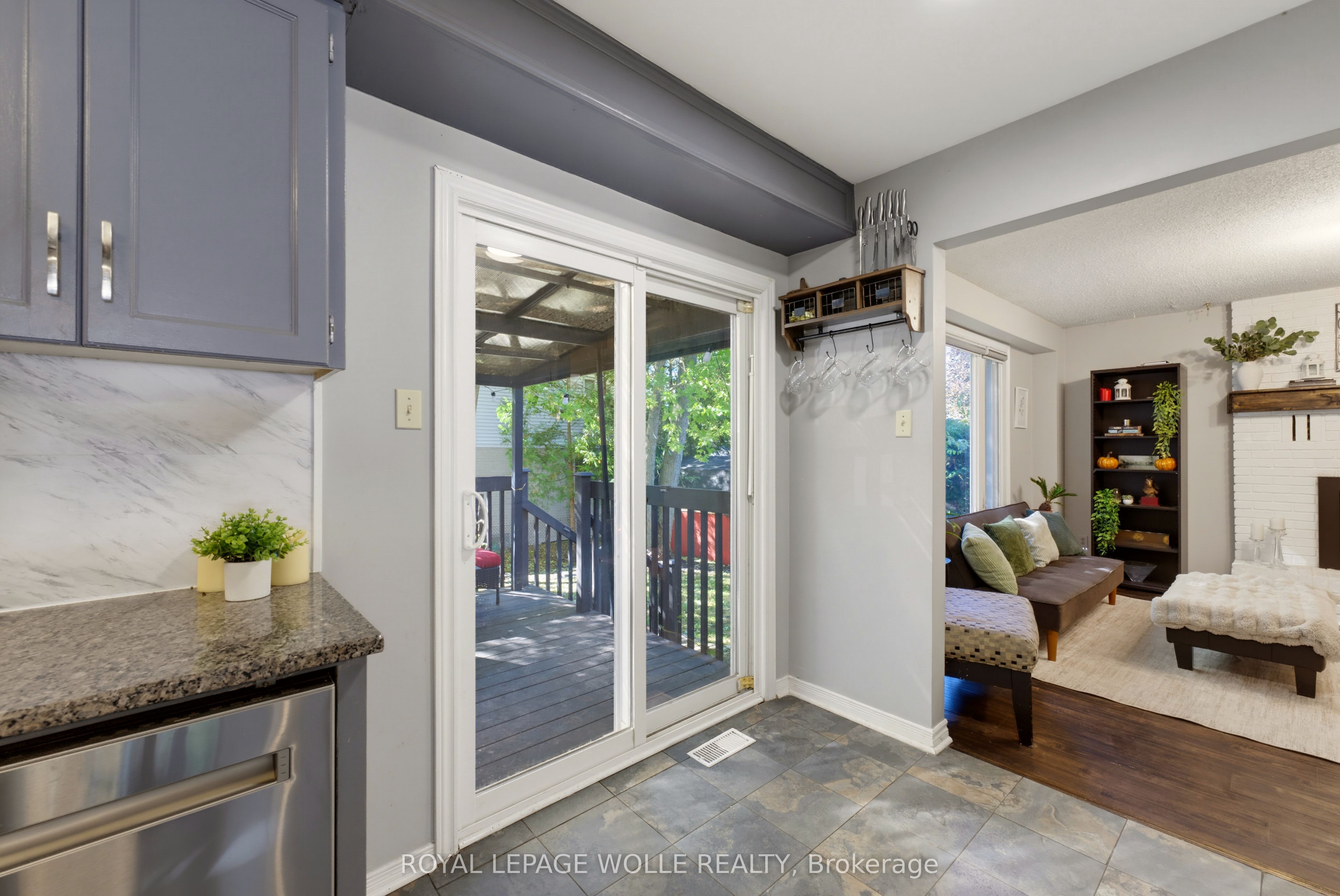 74 Stirling Macgregor Drive Property Photo 17