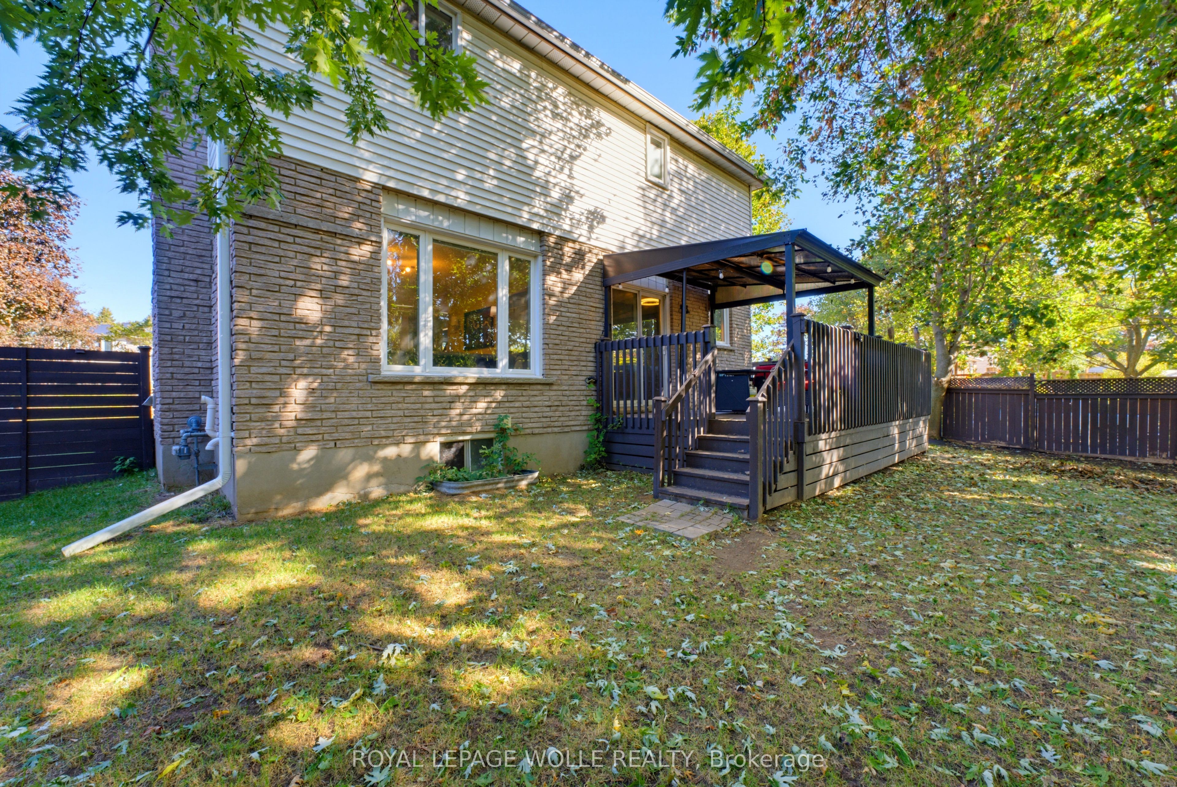 74 Stirling Macgregor Drive Property Photo 30