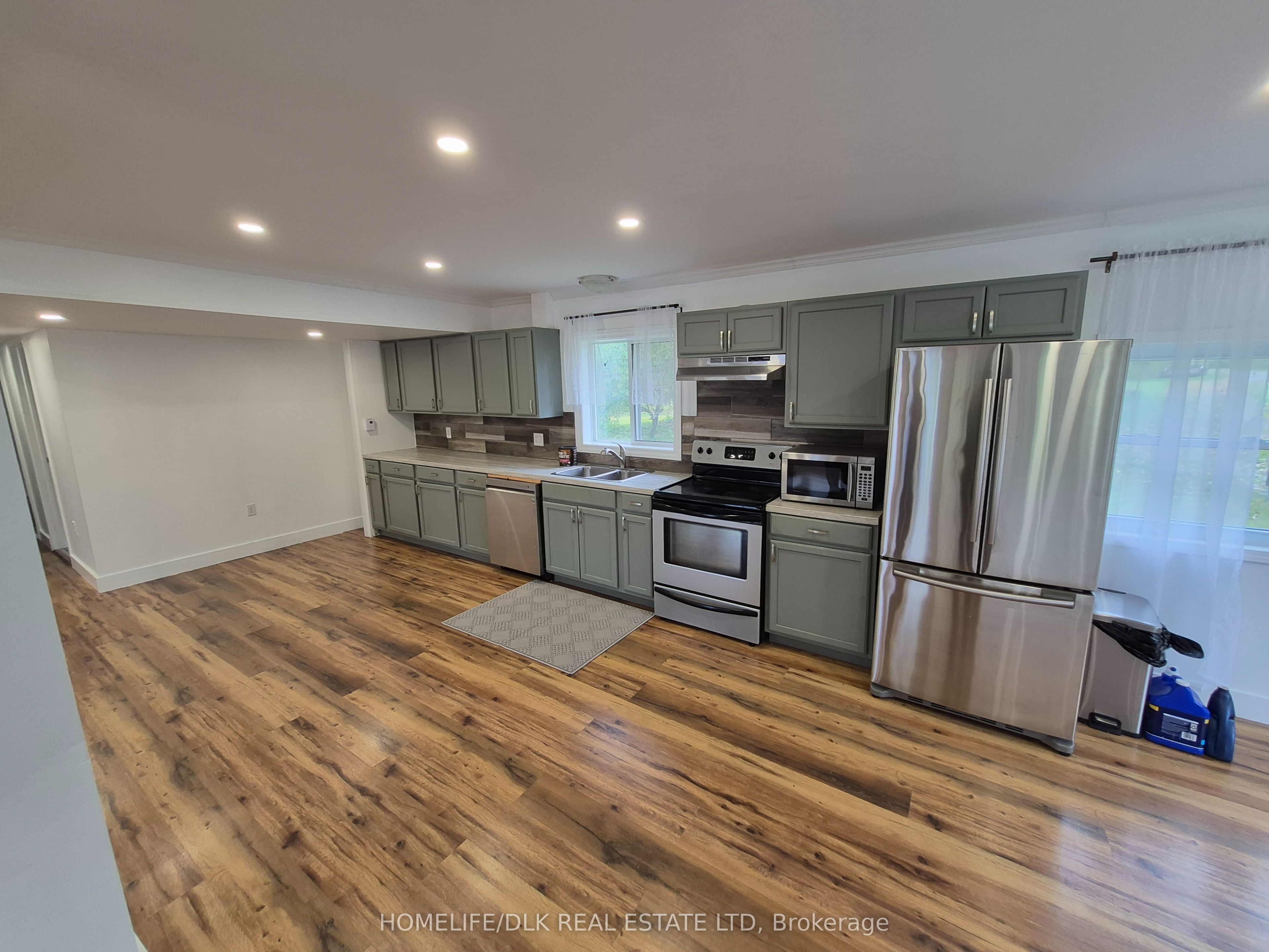 225 Johnson Bay Lane Property Photo 6