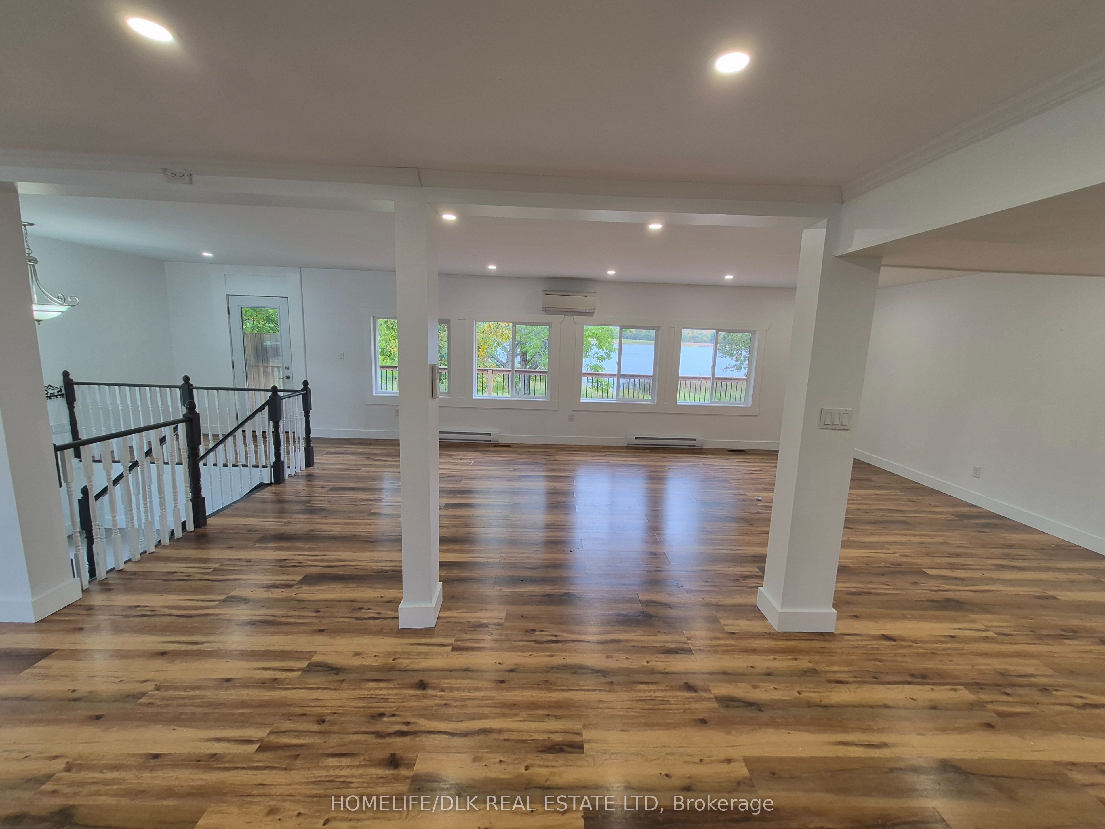 225 Johnson Bay Lane Property Photo 8