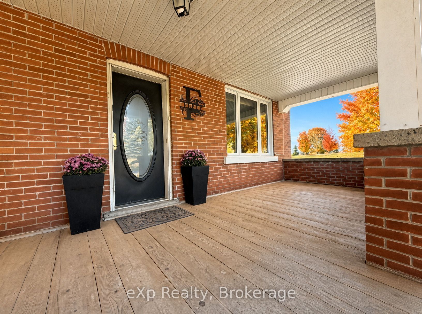 99 6 Concession Property Photo 2