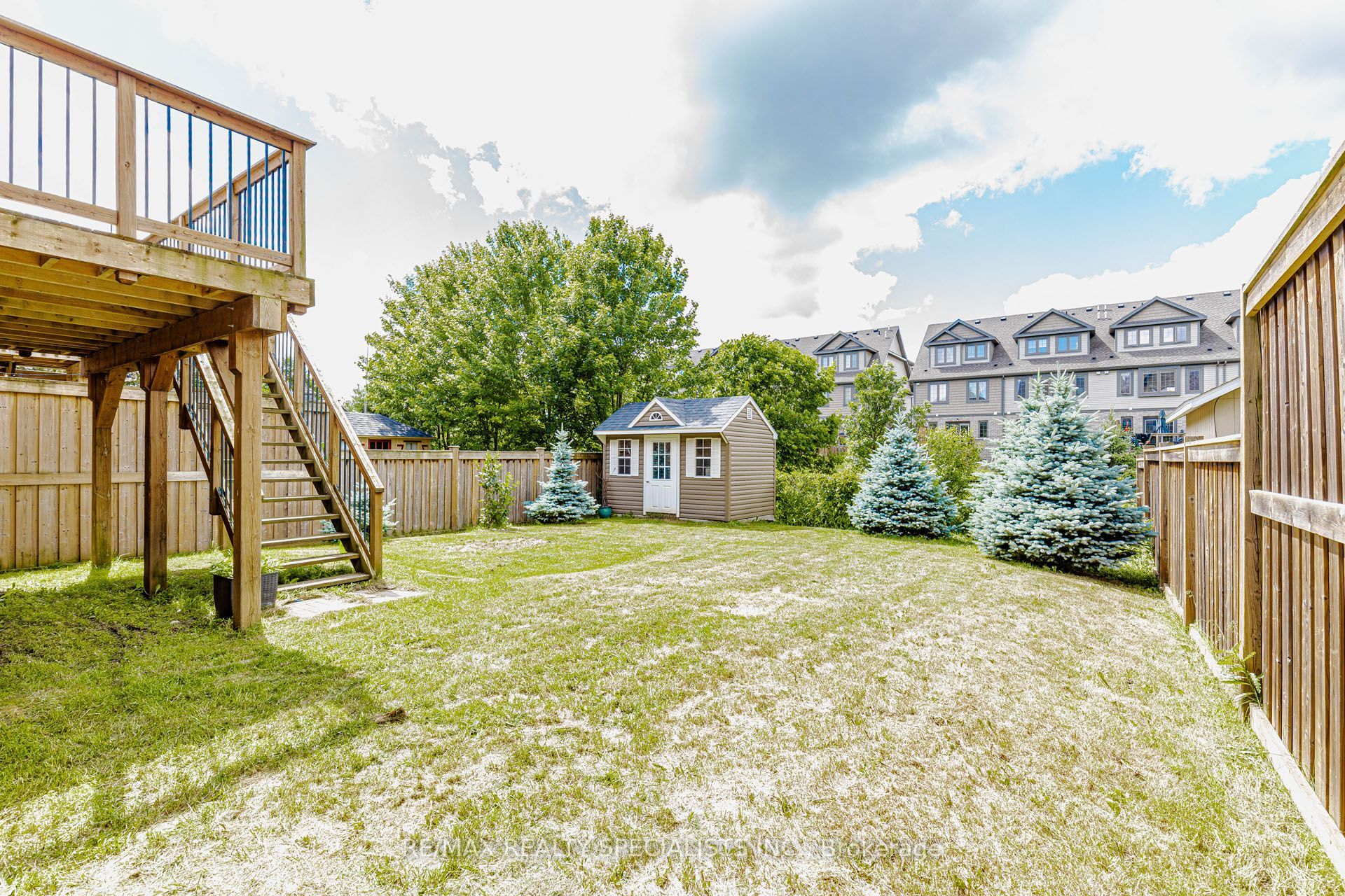 117 Norma Crescent Main & Upper Property Photo 35
