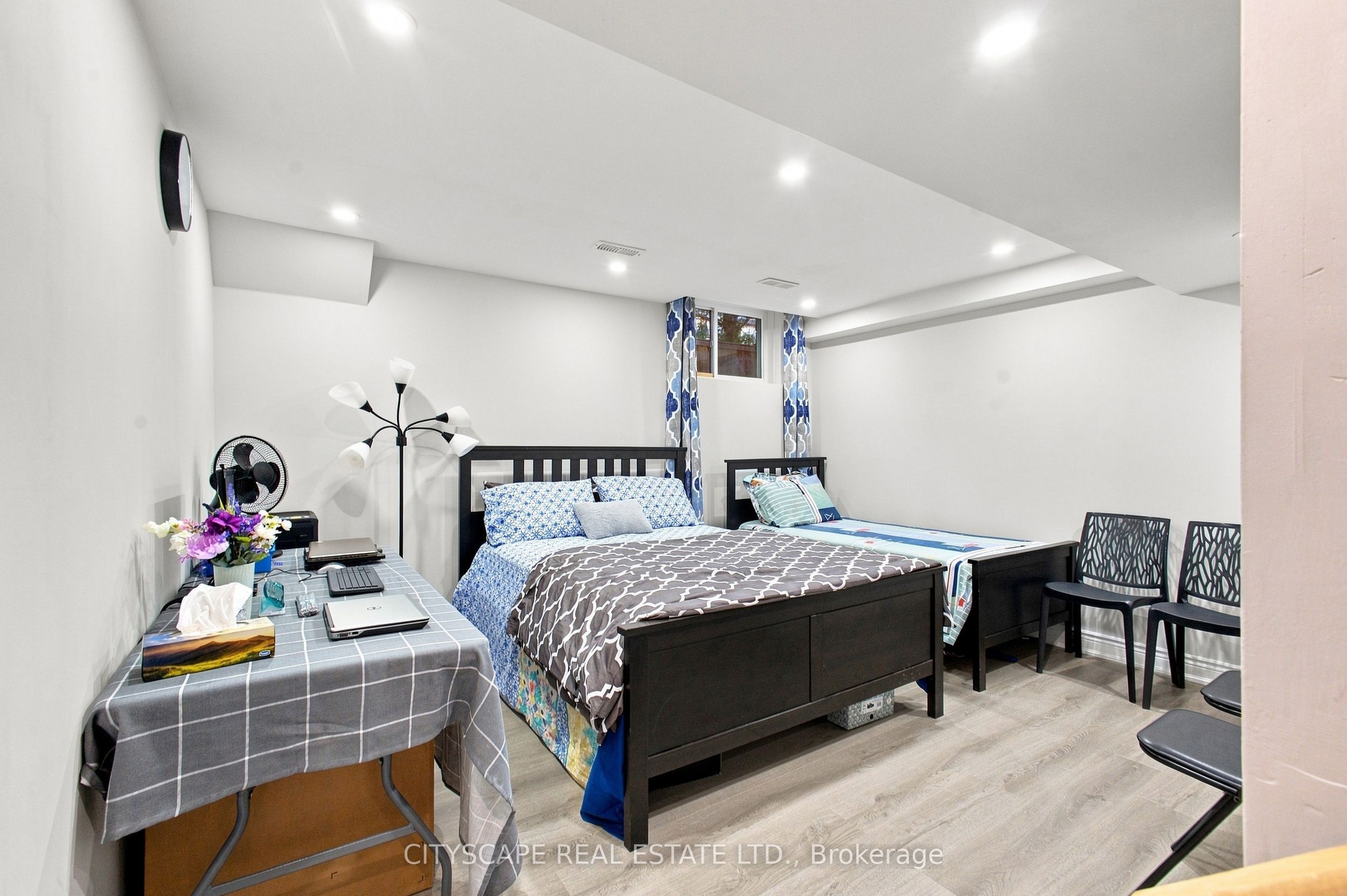 350 Dundas Street S 37 Property Photo 26