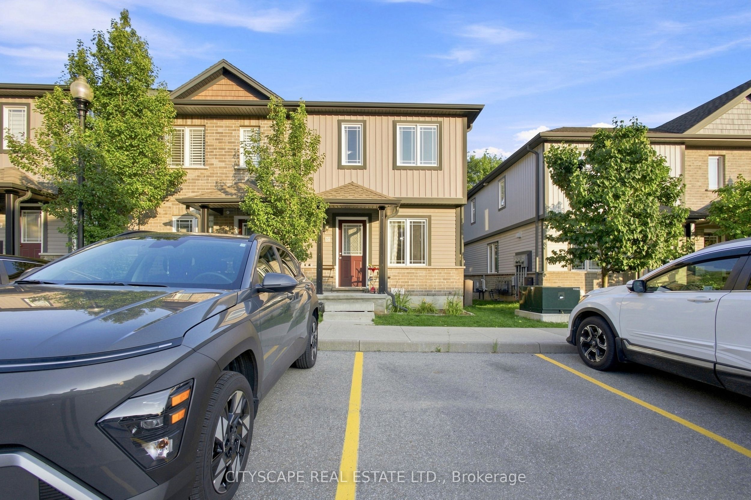 350 Dundas Street S 37 Property Photo 41