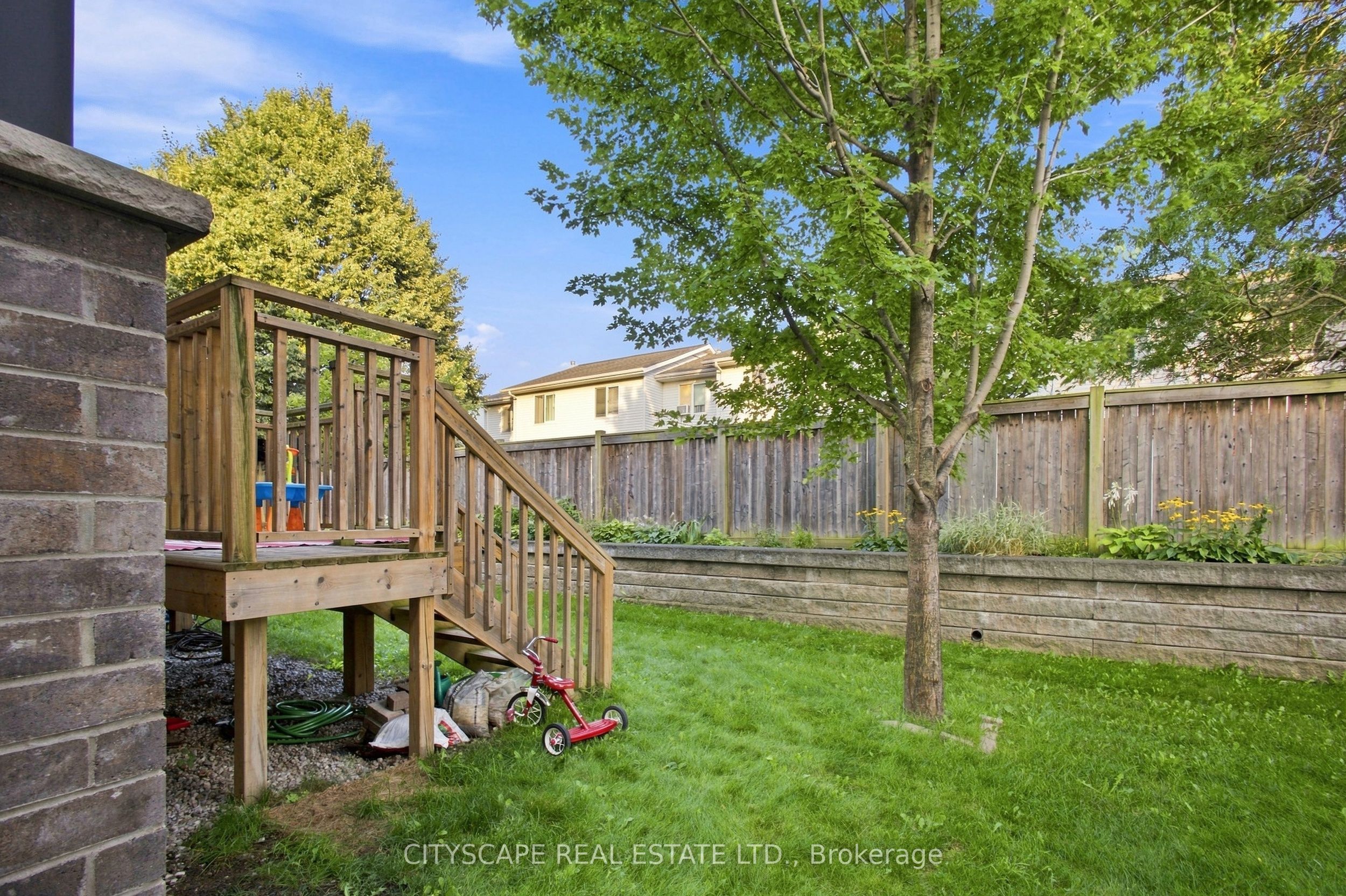 350 Dundas Street S 37 Property Photo 44