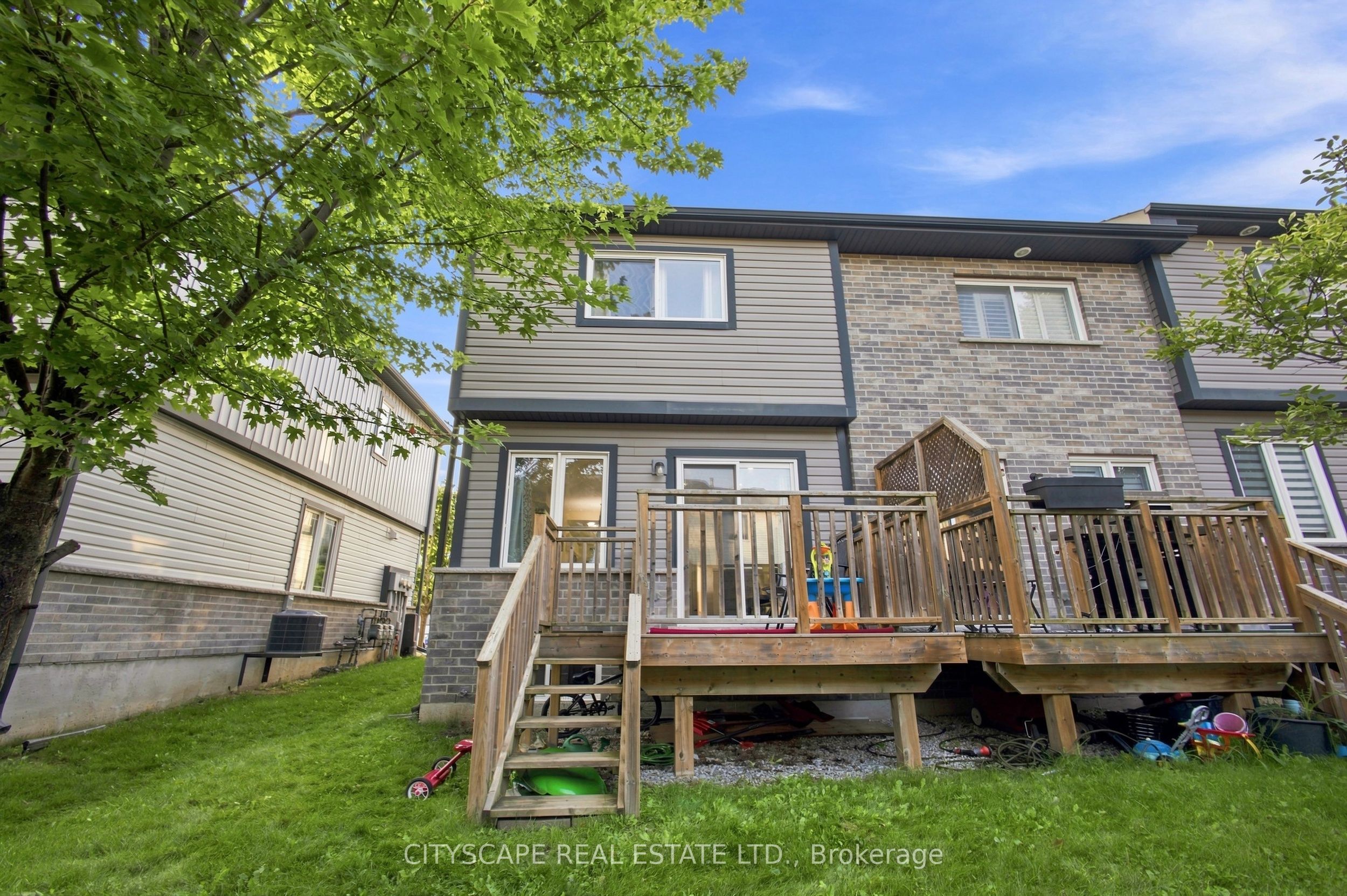 350 Dundas Street S 37 Property Photo 46