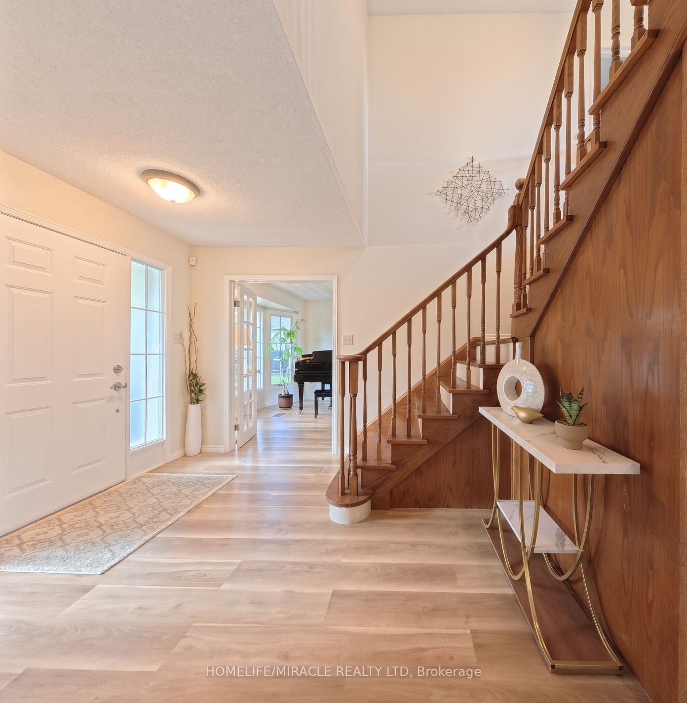 488 Heather Hill Place Property Photo 5