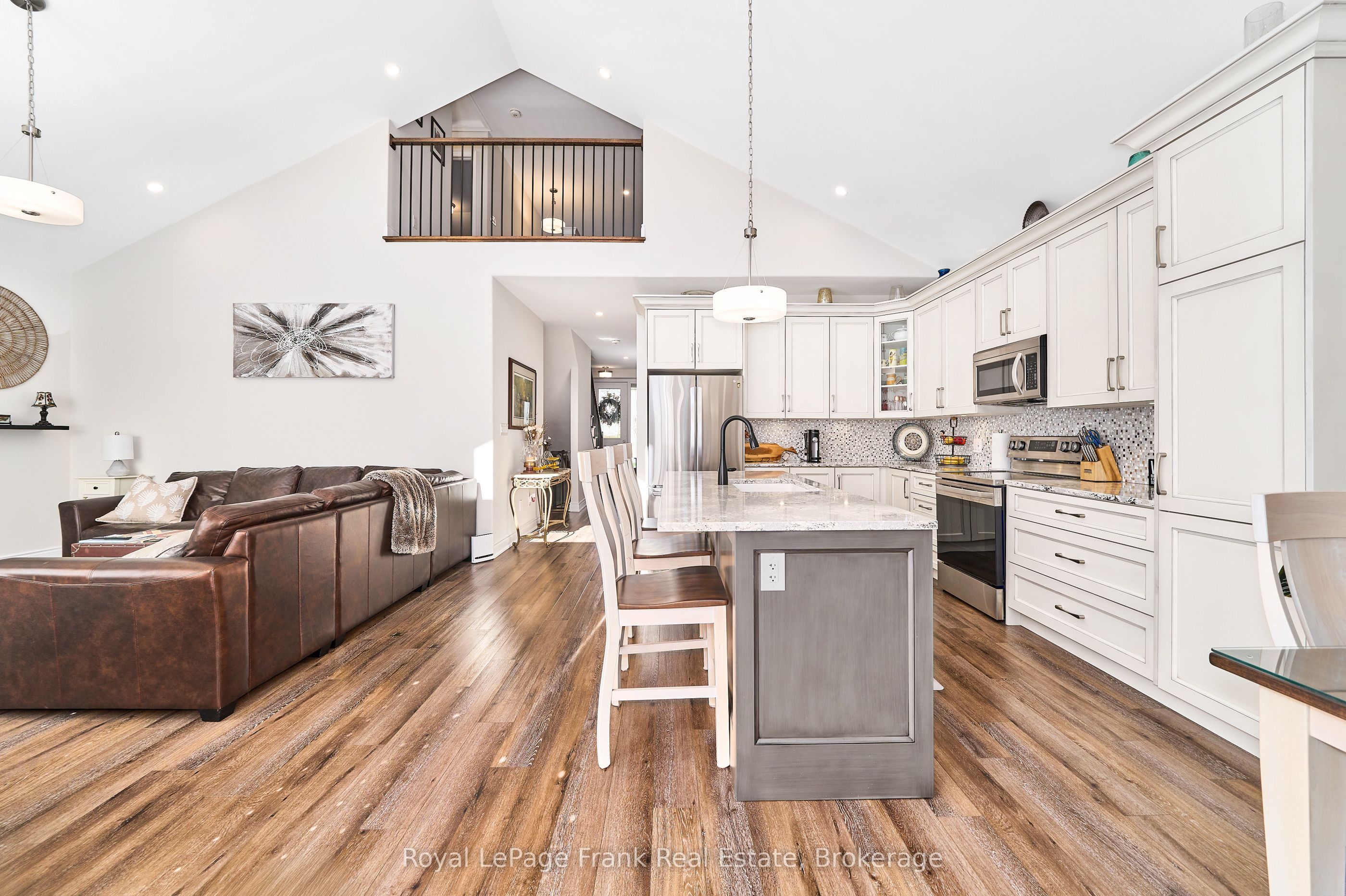 11 Drummond Street Property Photo 14