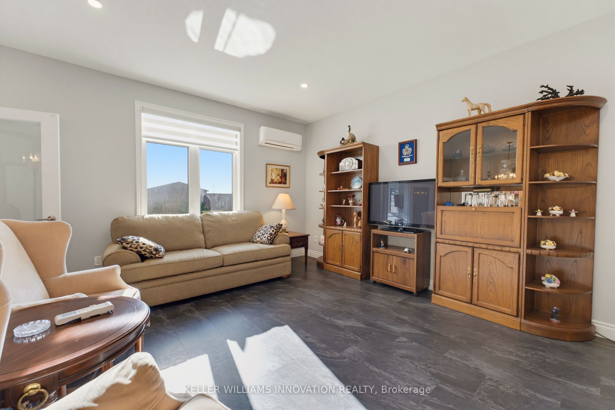 375 Mitchell Road S 27 Property Photo 11