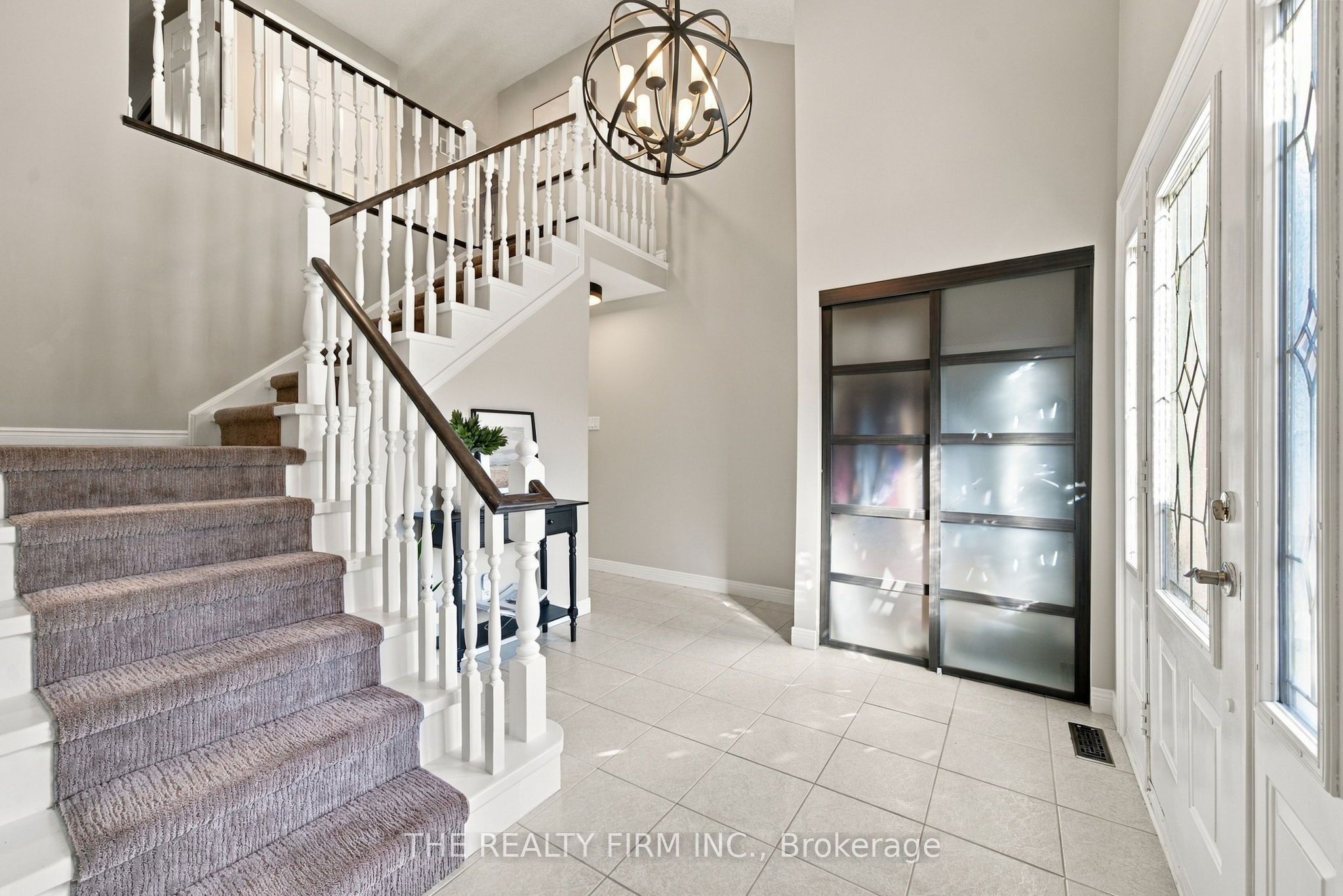 43 Fairlane Crescent Property Photo 3
